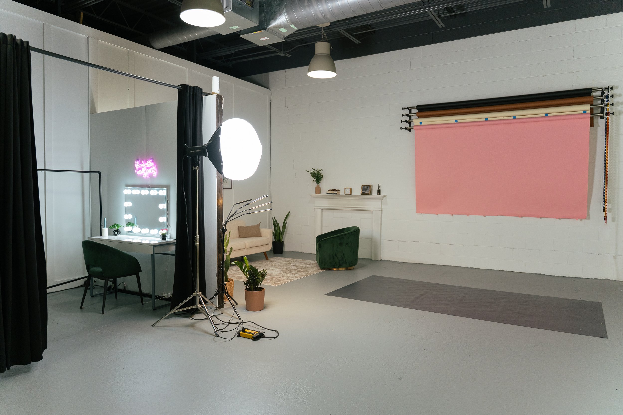 MR creative studio-25.jpg