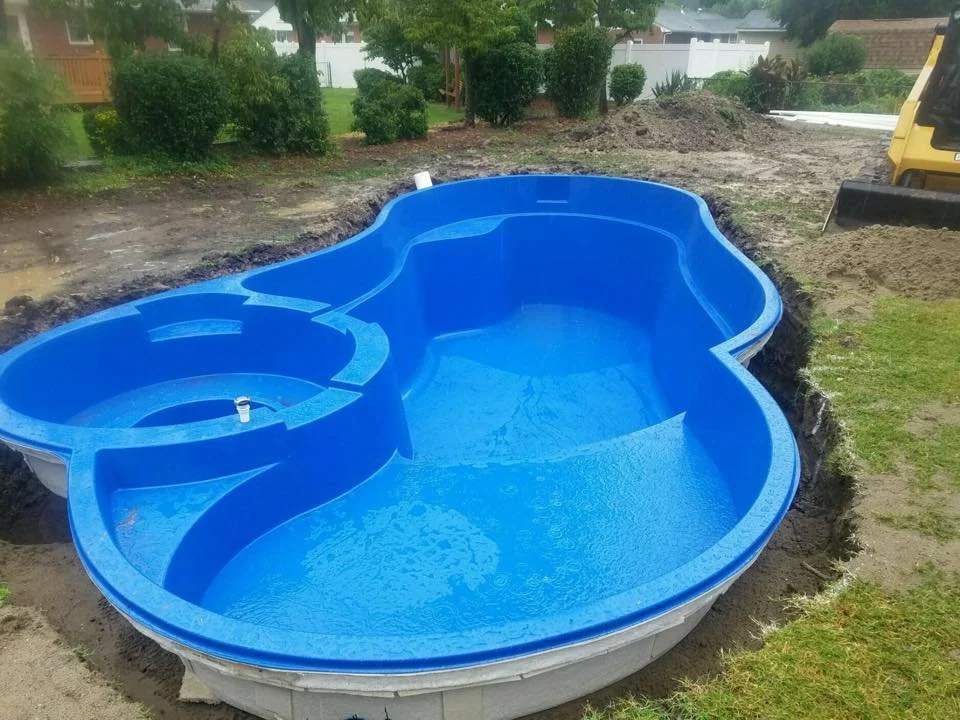 Fiberglass Pool Instalation