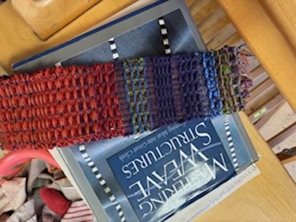 Workshop: Beyond beginners - floor loom weaving support