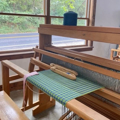 Beginning Floor Loom Weaving
