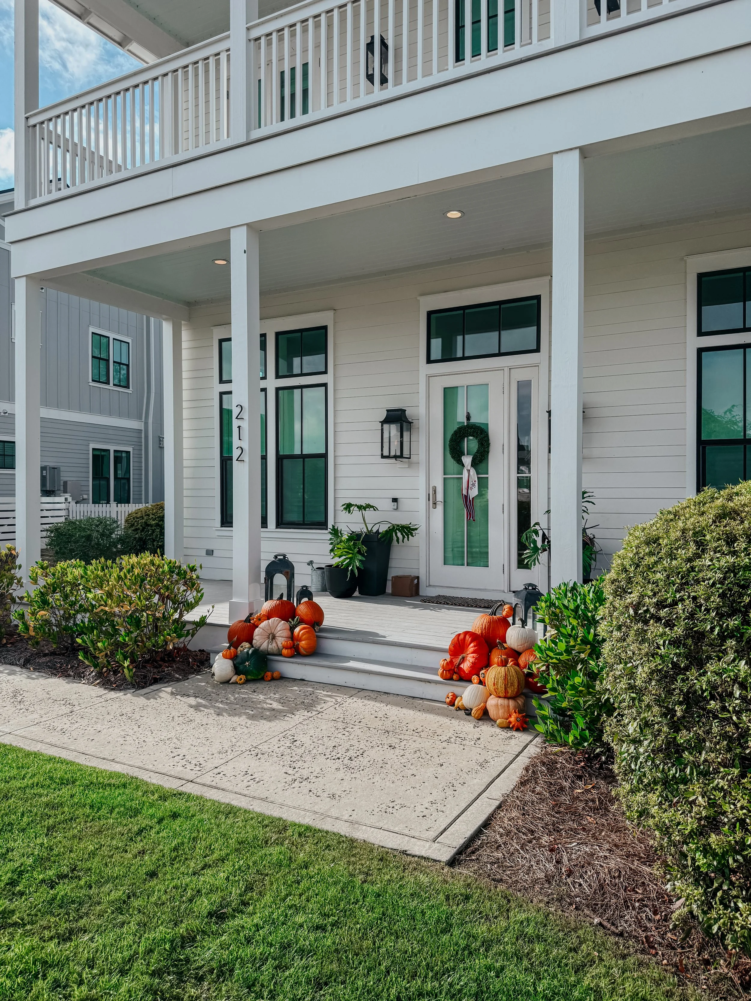 HPC Porch Pumpkins 2026 Season-73.jpg