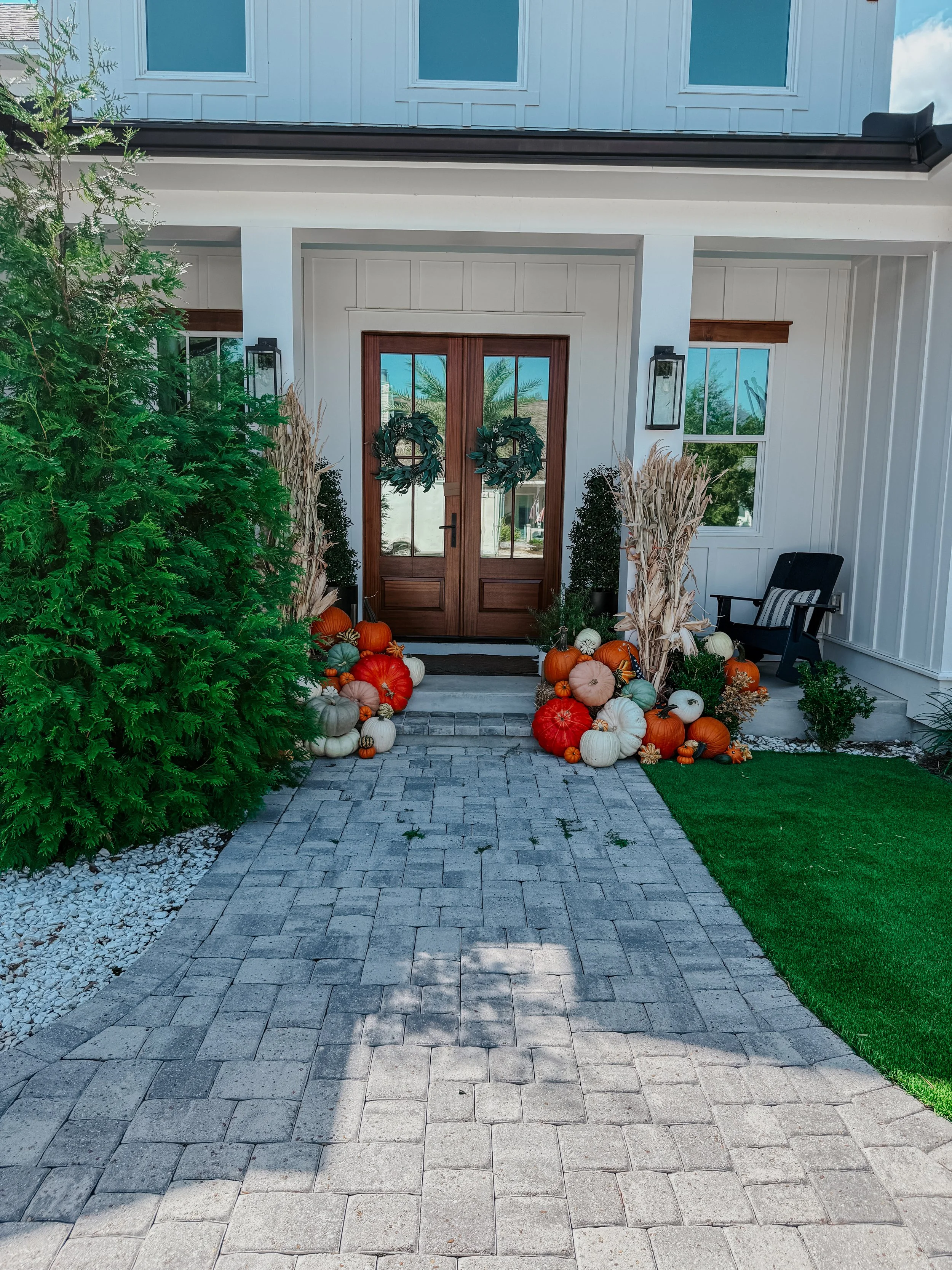 HPC Porch Pumpkins 2026 Season-62.jpg