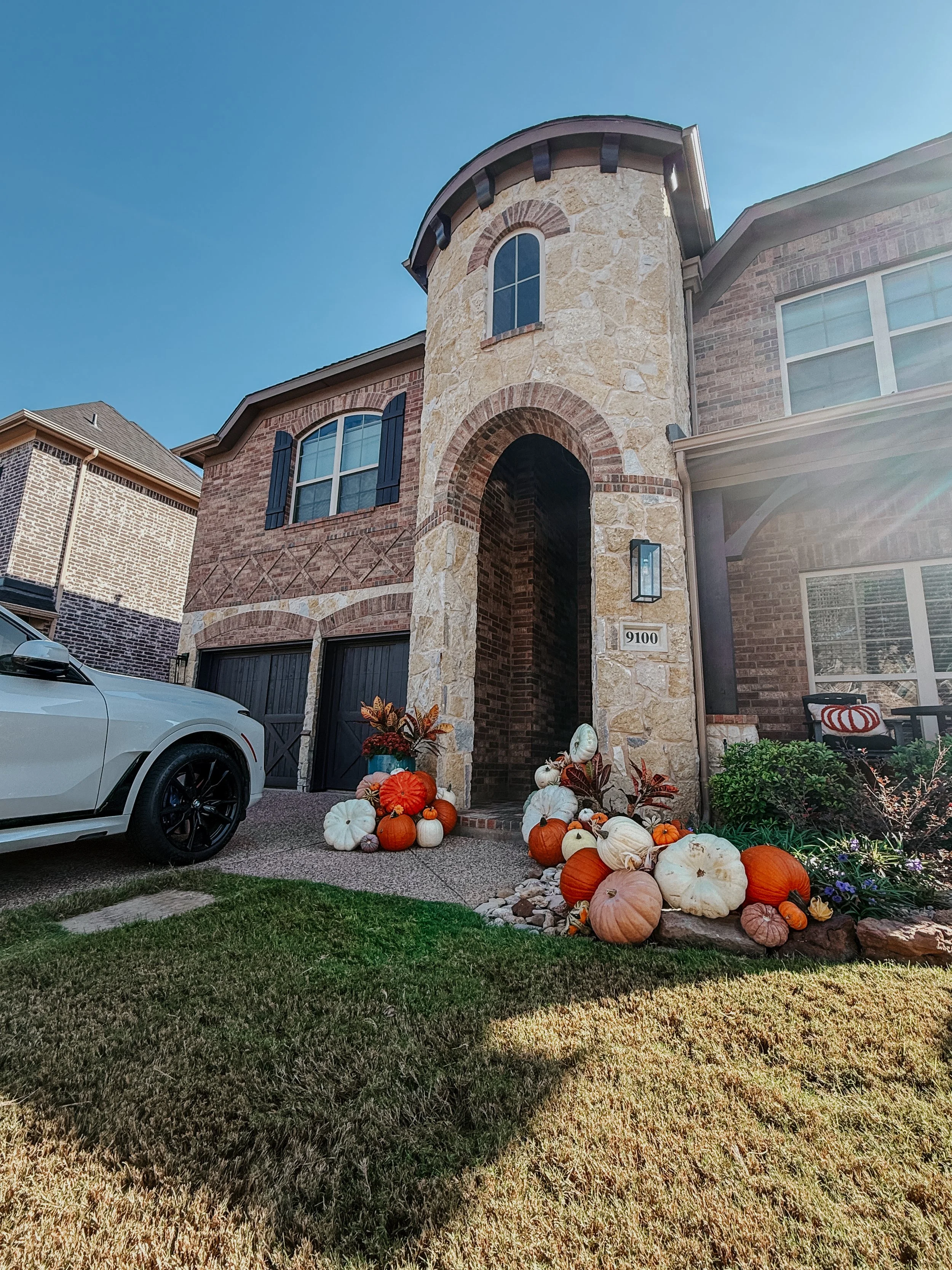 HPC Porch Pumpkins 2026 Season-96.jpg