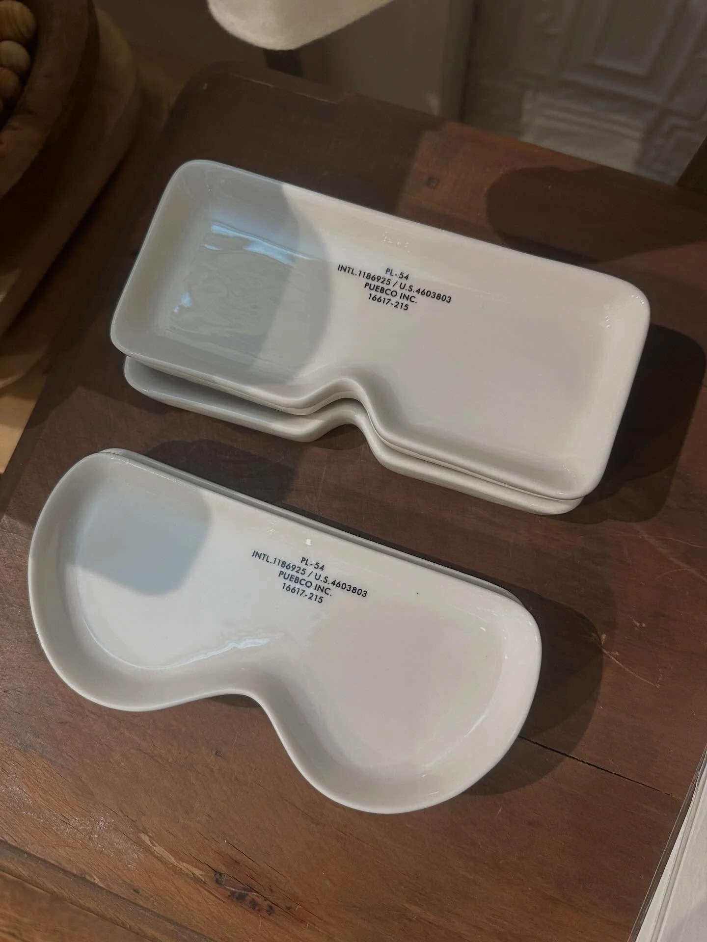 They&rsquo;re back 👓

Our ceramic eyeglass trays are finally restocked &mdash; the perfect little landing spot for your glasses, keys, or everyday essentials. Clean, simple, and just the right amount of interesting.

These went quickly last time, so