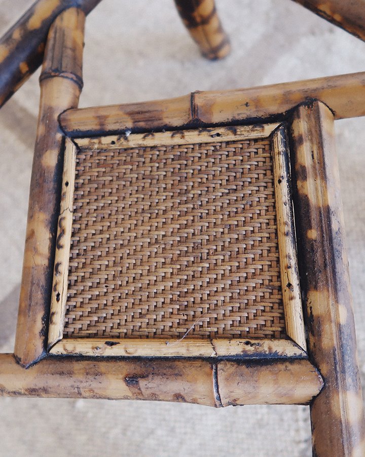 TheGarage-19th-Century-Aesthetic-Movement-BambooLamp-Table_12.jpeg