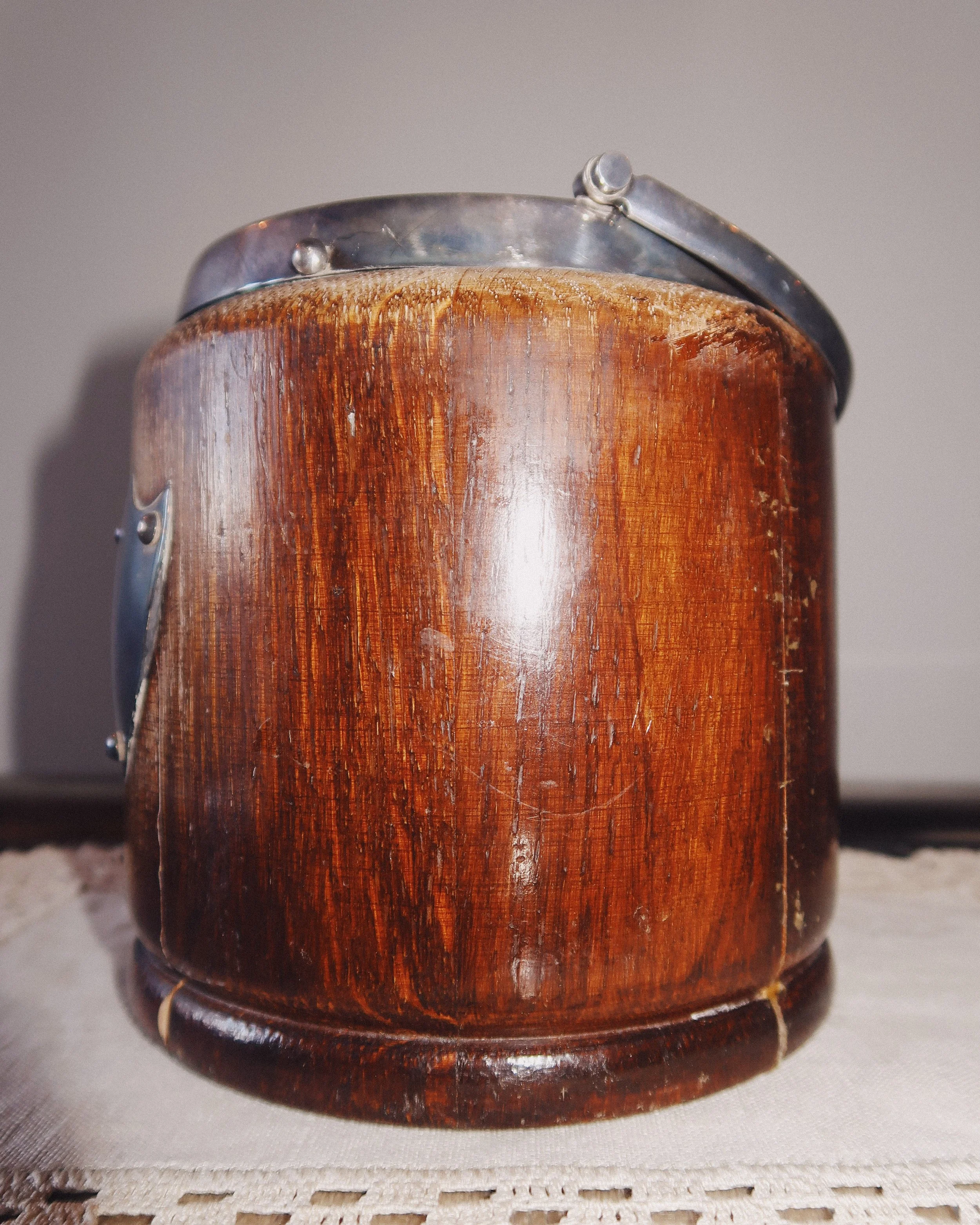 thegarage_english_oak_biscuit_barrel_frontview_2.jpeg