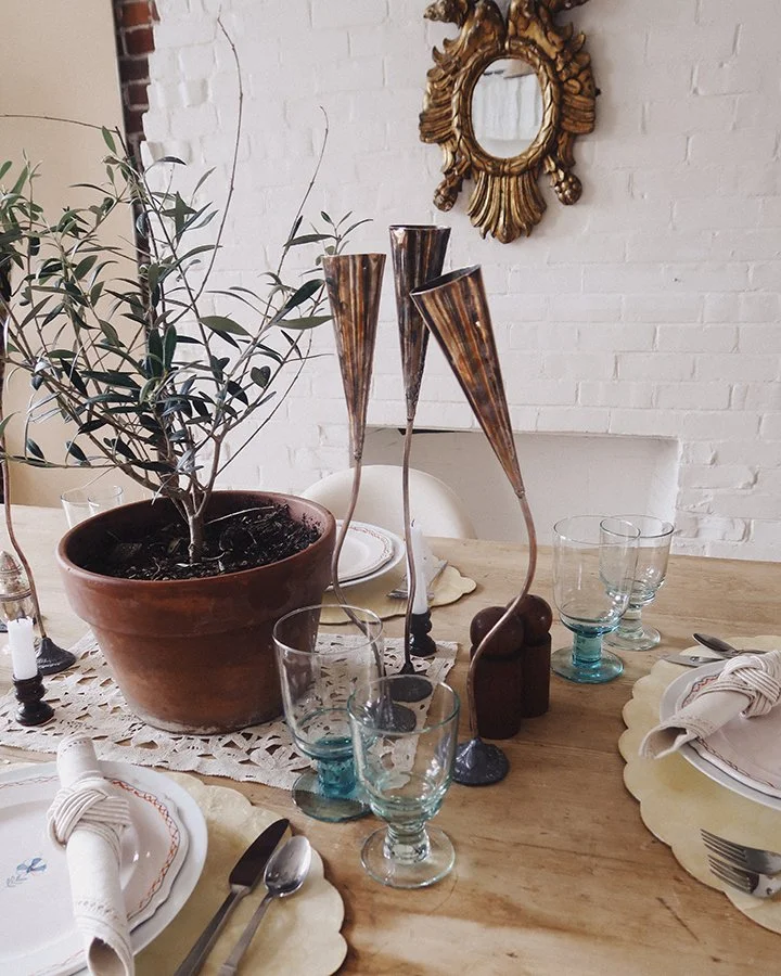 thegarage_adjustable_sculptural_candlesticks11.jpg