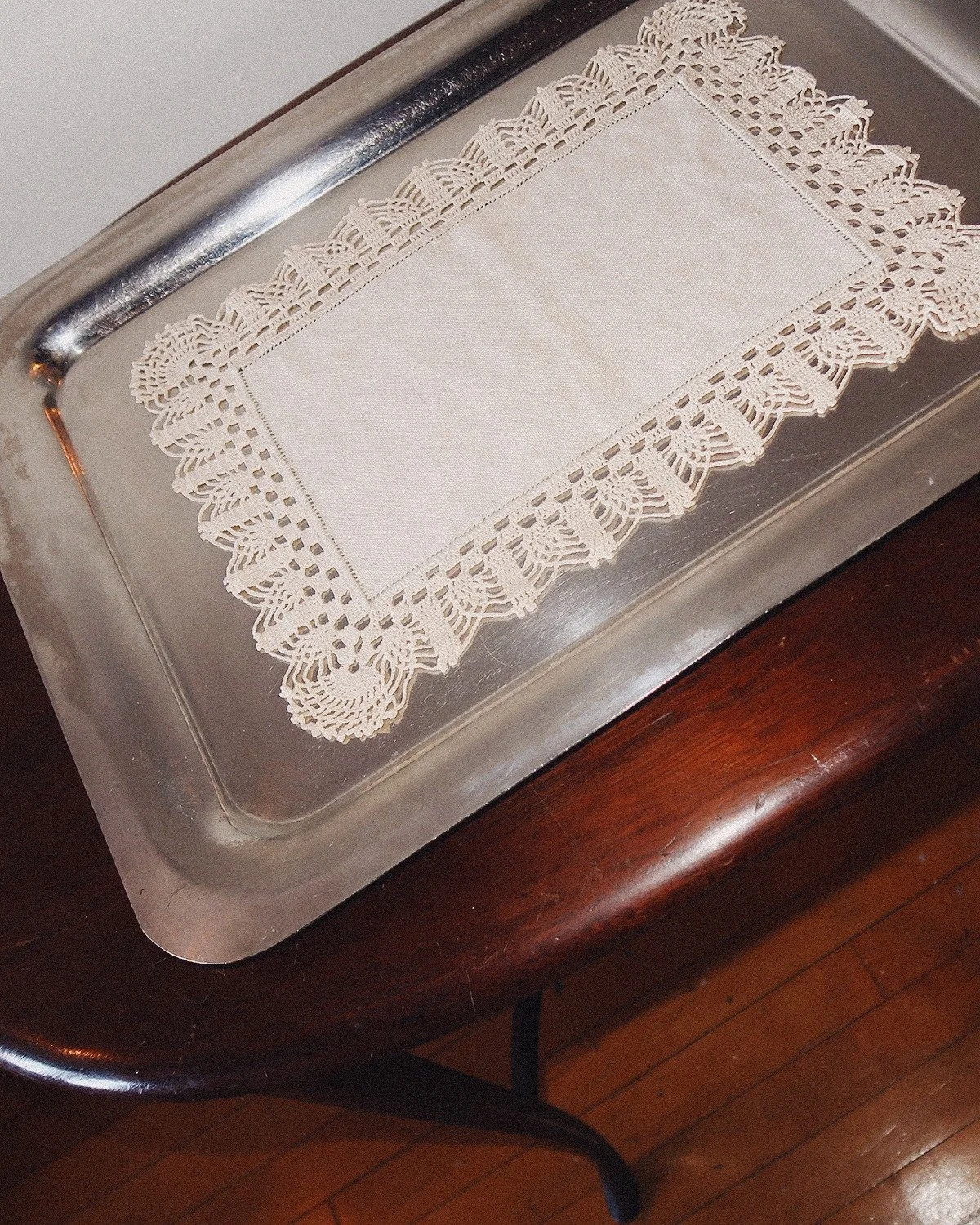 thegarage_vintage_silver_plated_serving_tray_2.jpeg
