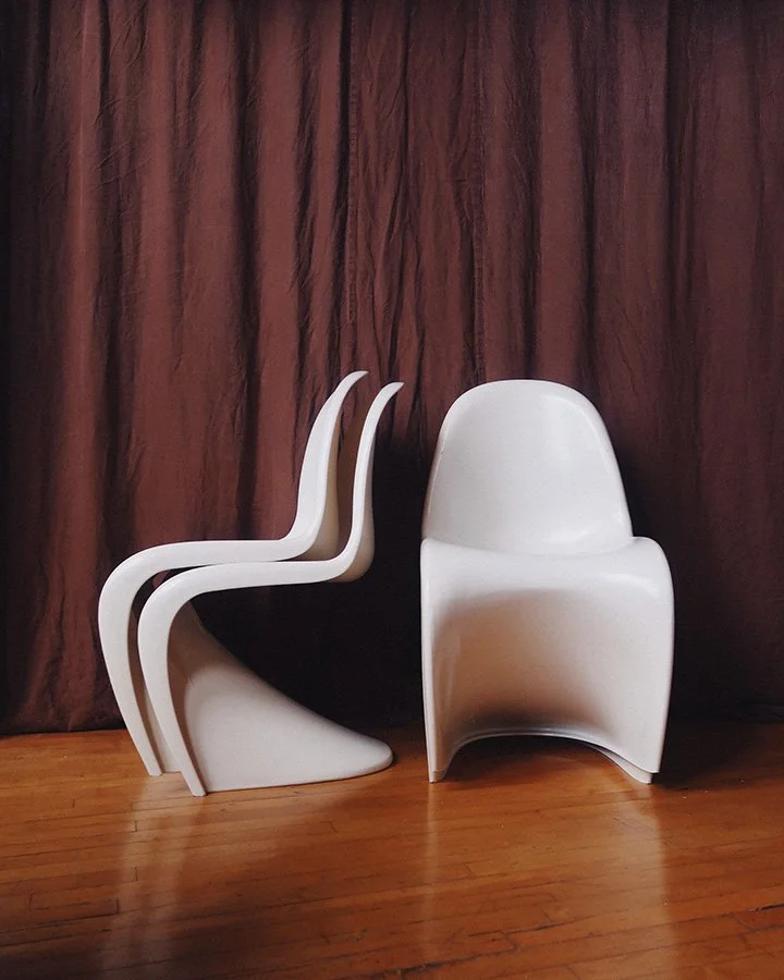 thegarage_panton_style_molded_plastic_chair_white_9.jpg