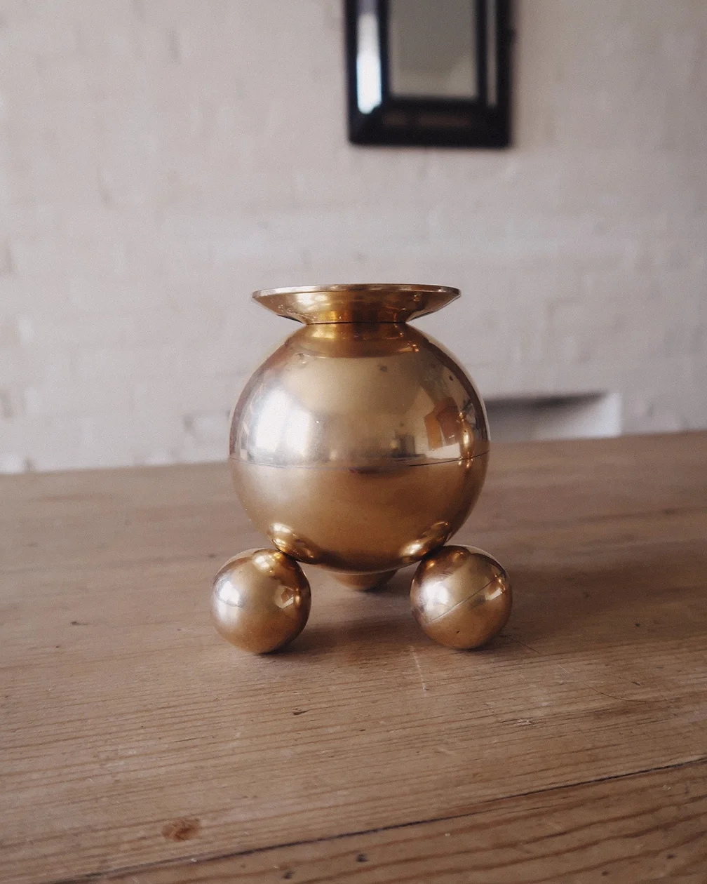 gusums-bruk-spherical-brass-candlestick-holders-pair-6.webp