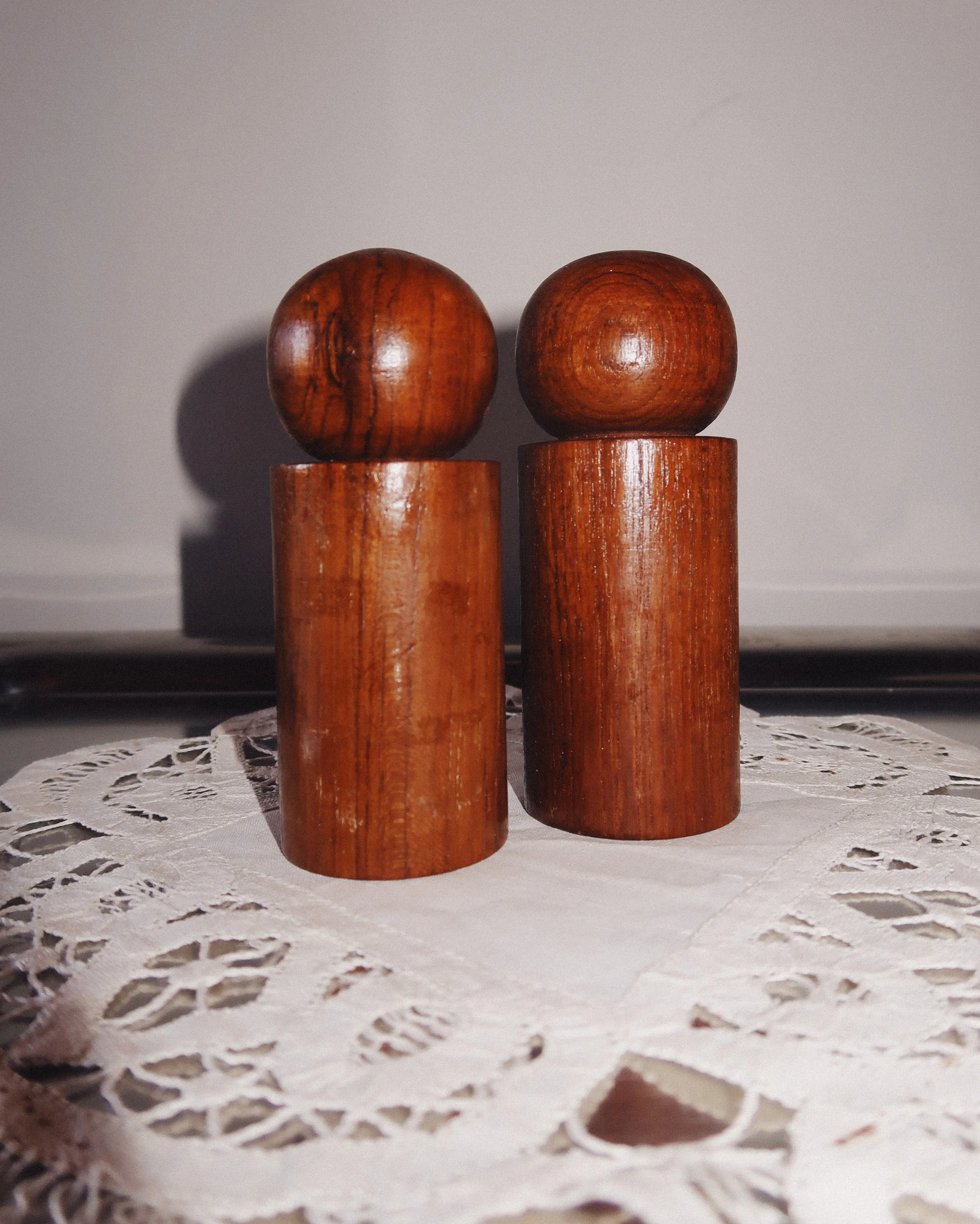 thegarage_turned_wood_shakers_pair_4.jpeg