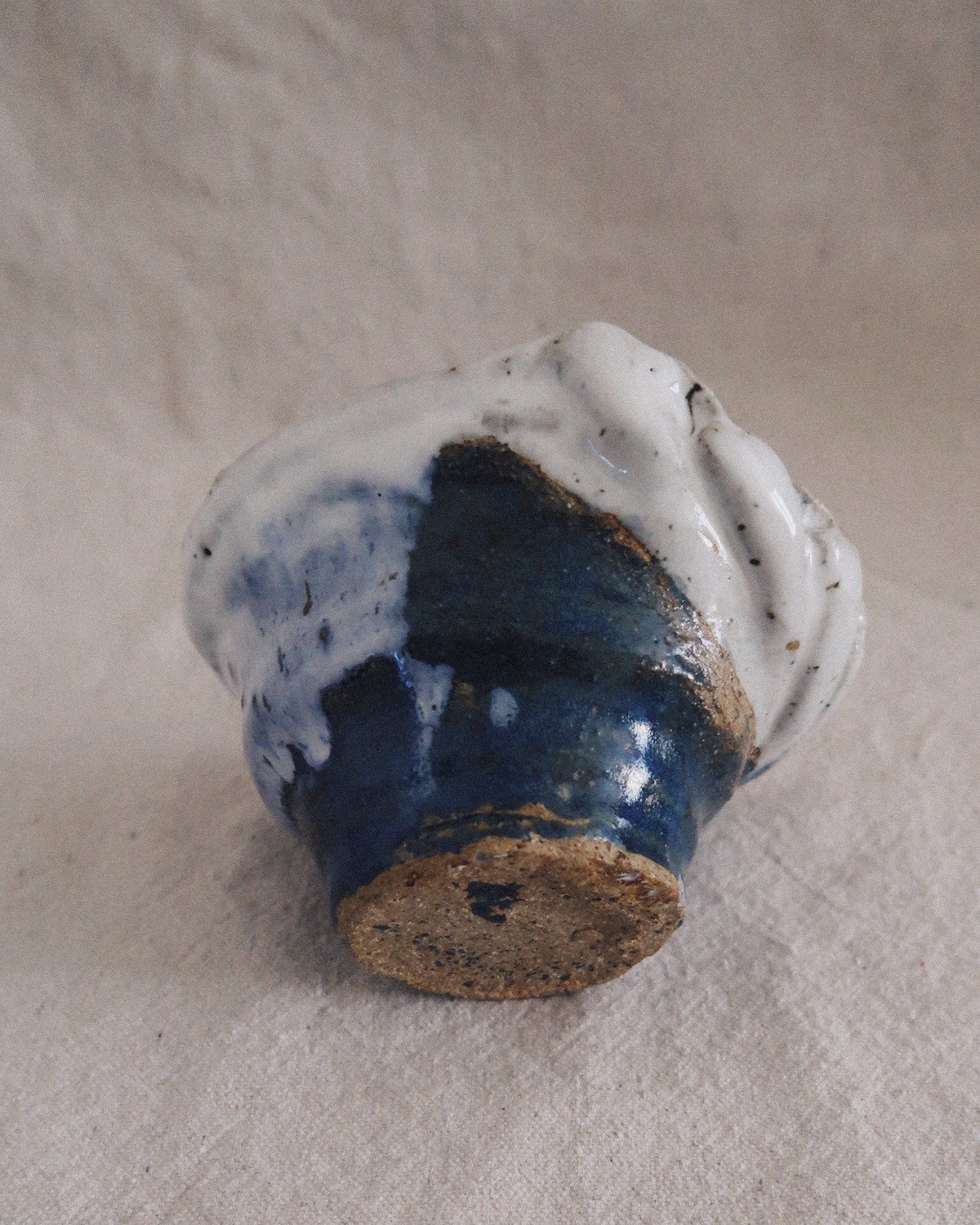 thegarage_handmade_ceramic_pinch_bowl_blue_white_8.jpeg