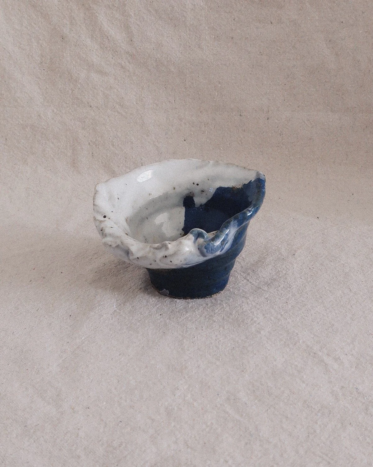thegarage_handmade_ceramic_pinch_bowl_blue_white_2.jpeg