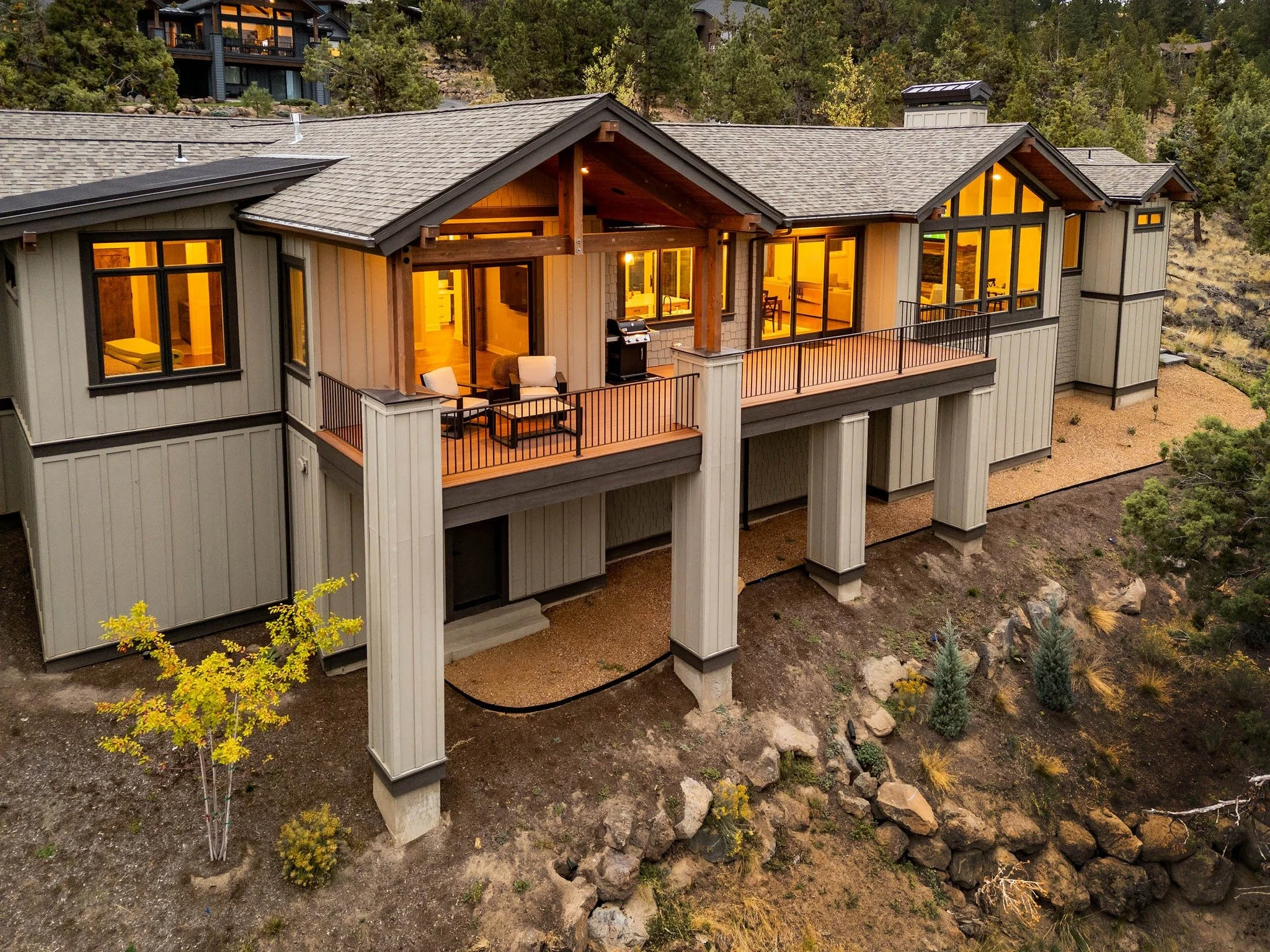 Many of the empty lots on Awbrey Butte are still empty due to the challenging slope and difficulty designing homes on them. The lot our clients came to us with was no exception and Blair worked with them to integrate their dream home into the site an