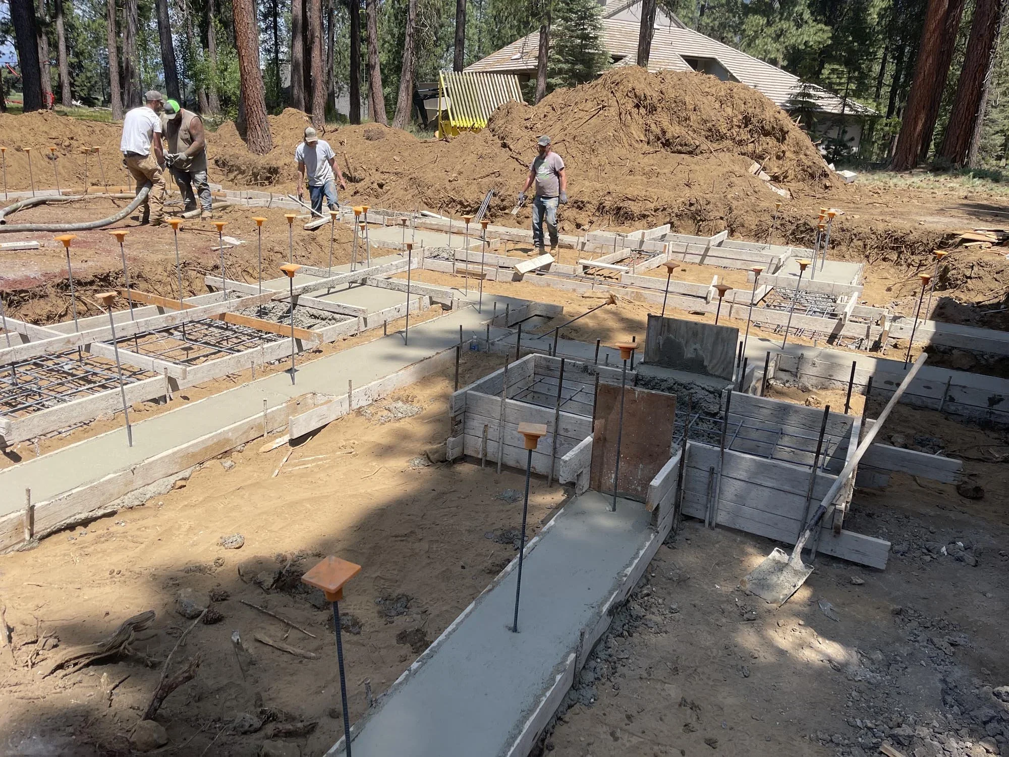 Black Butte Ranch in Central Oregon is full of 1970s cabins in a wide range of conditions. Out clients came to us with one that was well designed, well built, and was in great shape for its age. That said, it had no Garage, inadequate insulation, an