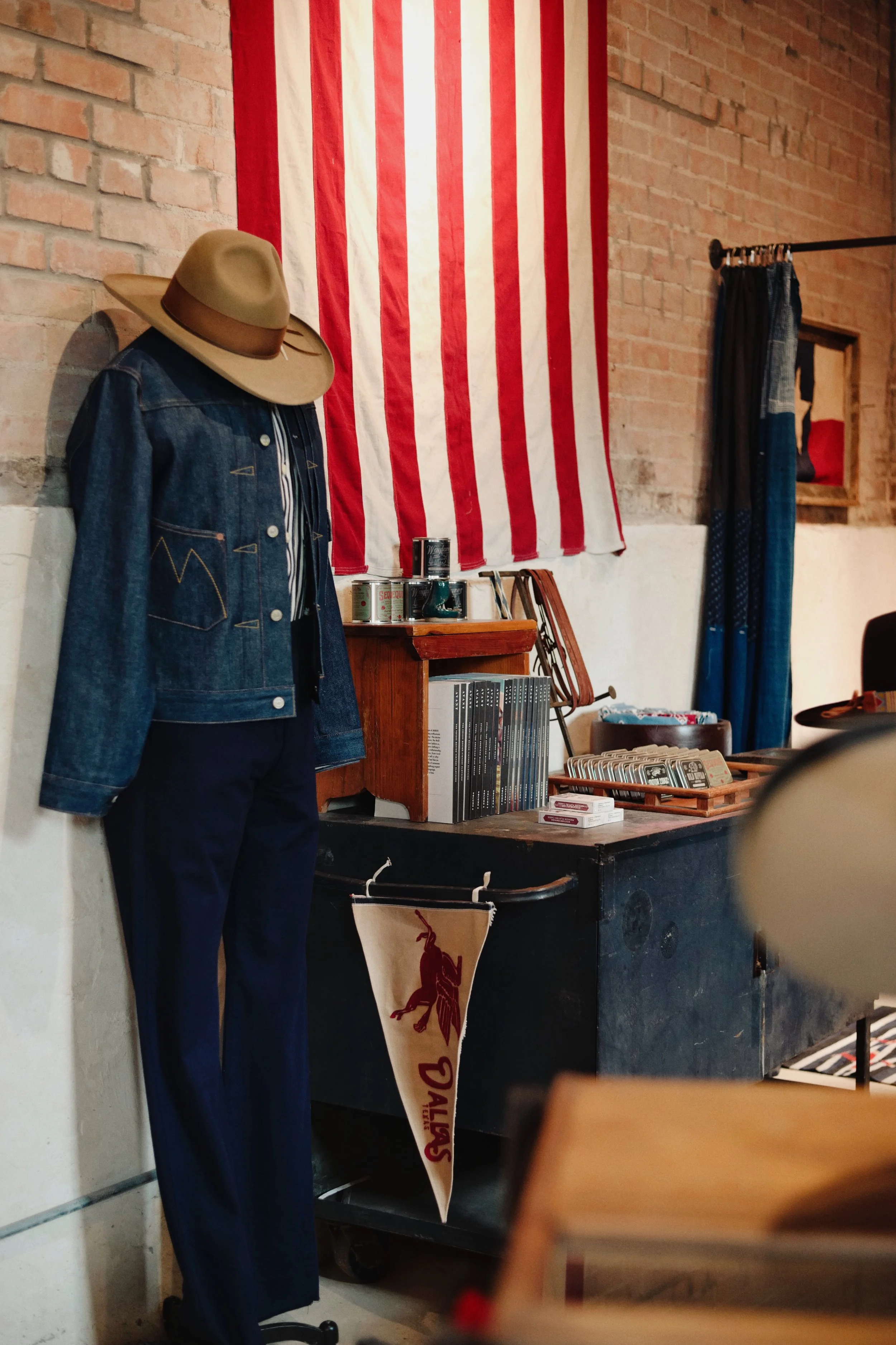 Vintage Americana display with a custom handmade beaver felt hat on an antique mens mannequin dressed with selvedge denim from Mister Freedom and Indigoferra.