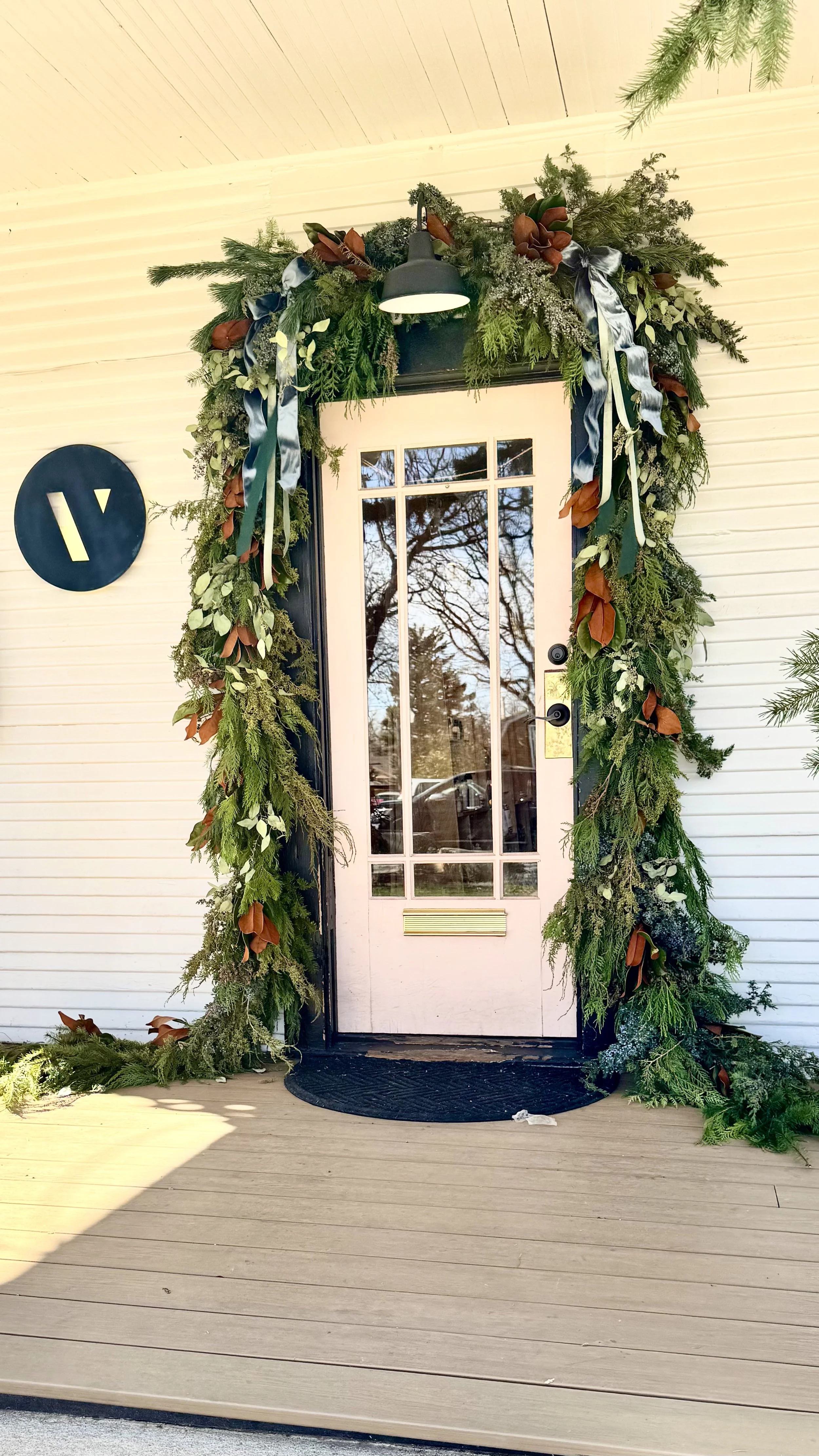 Lux Magnolia Christmas Arch