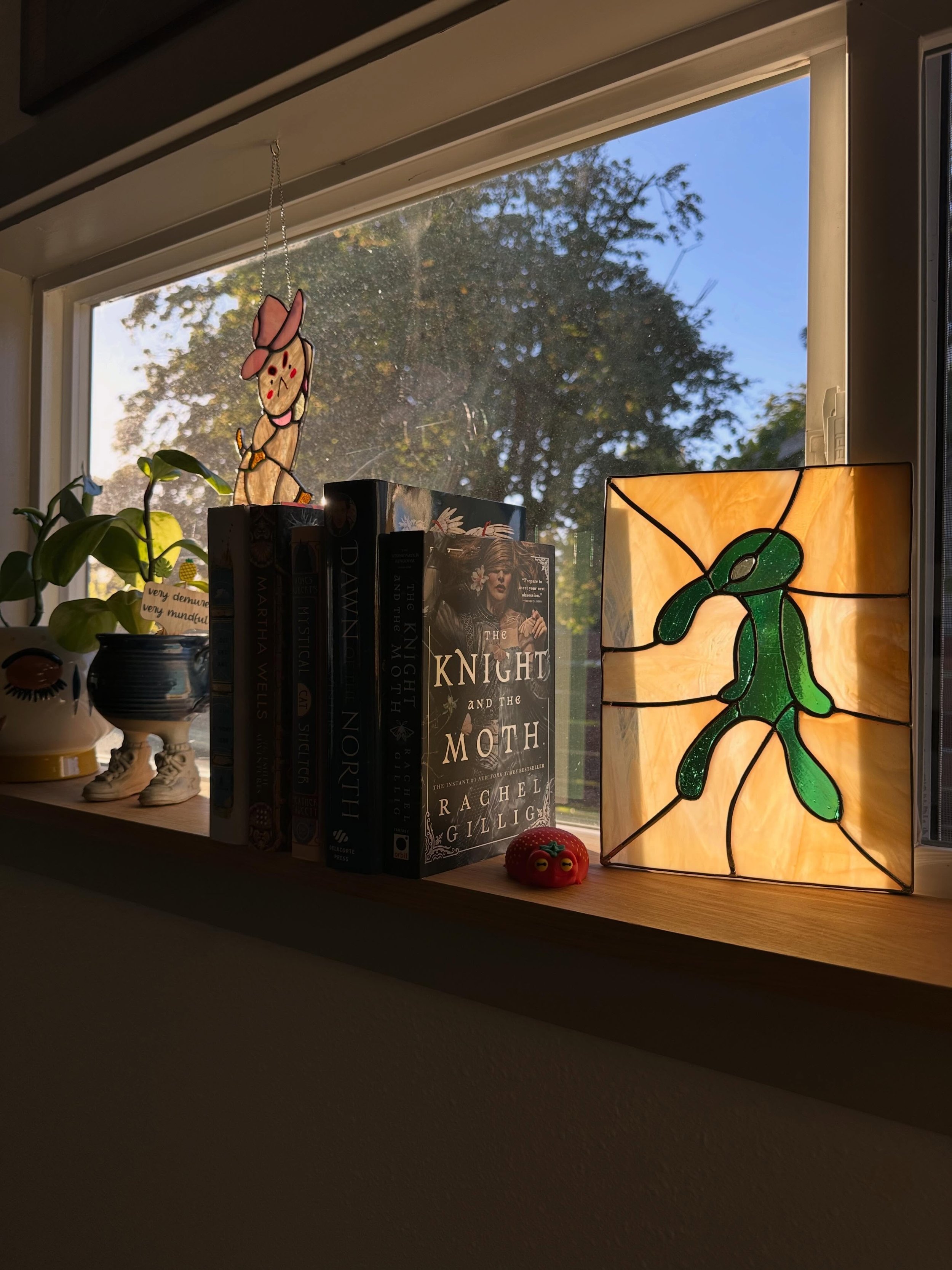 What a vibe 🍍 😍 #girly #spongebob #squidward #stainedglassart #stainedglass