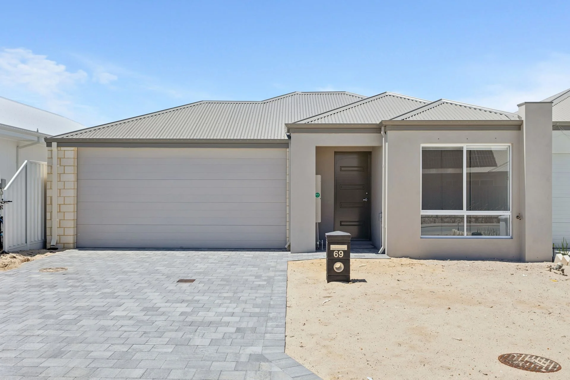 17_69 Laura Grange Brabham 17.jpg