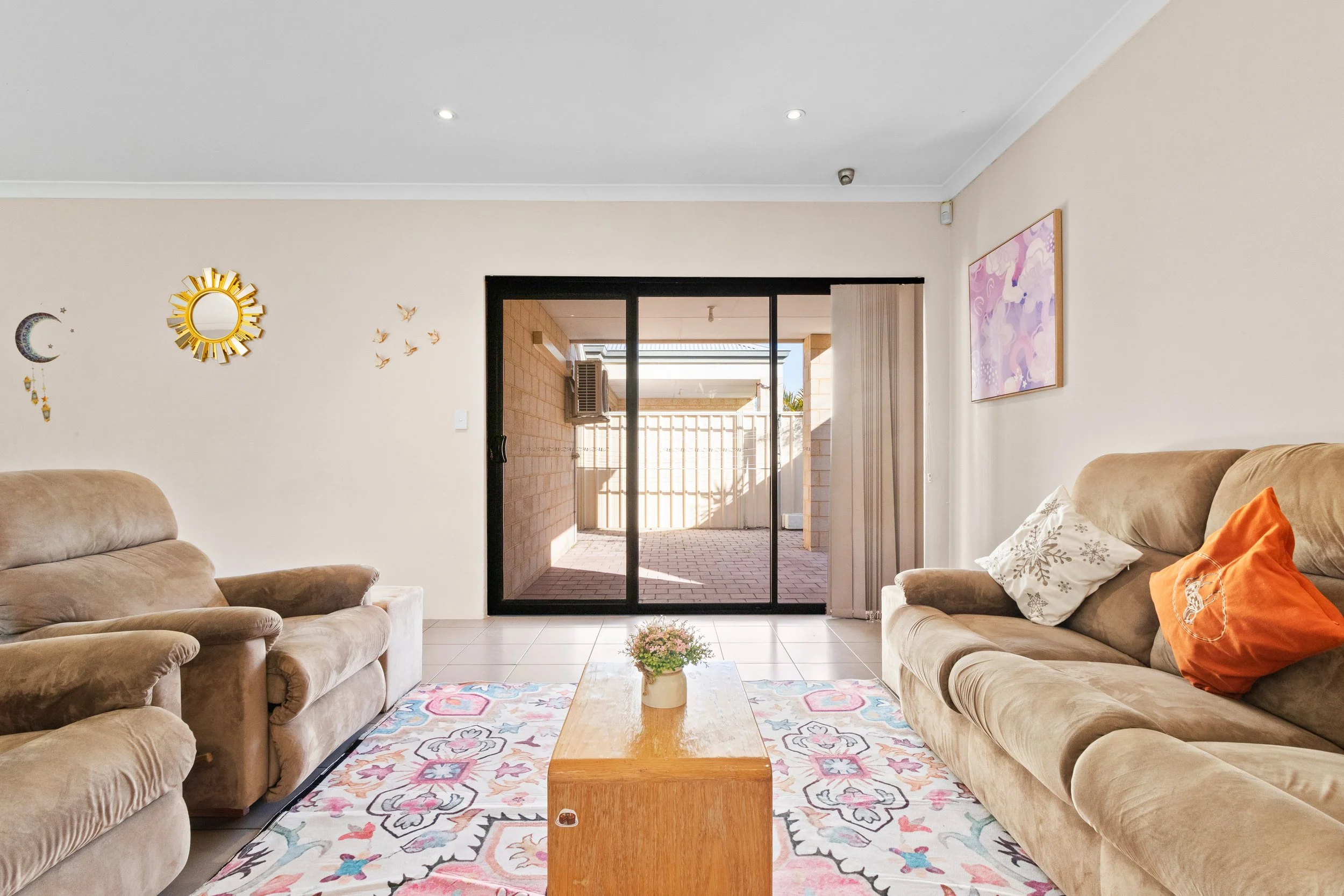 11- 19_26 Churchill HiR.jpg