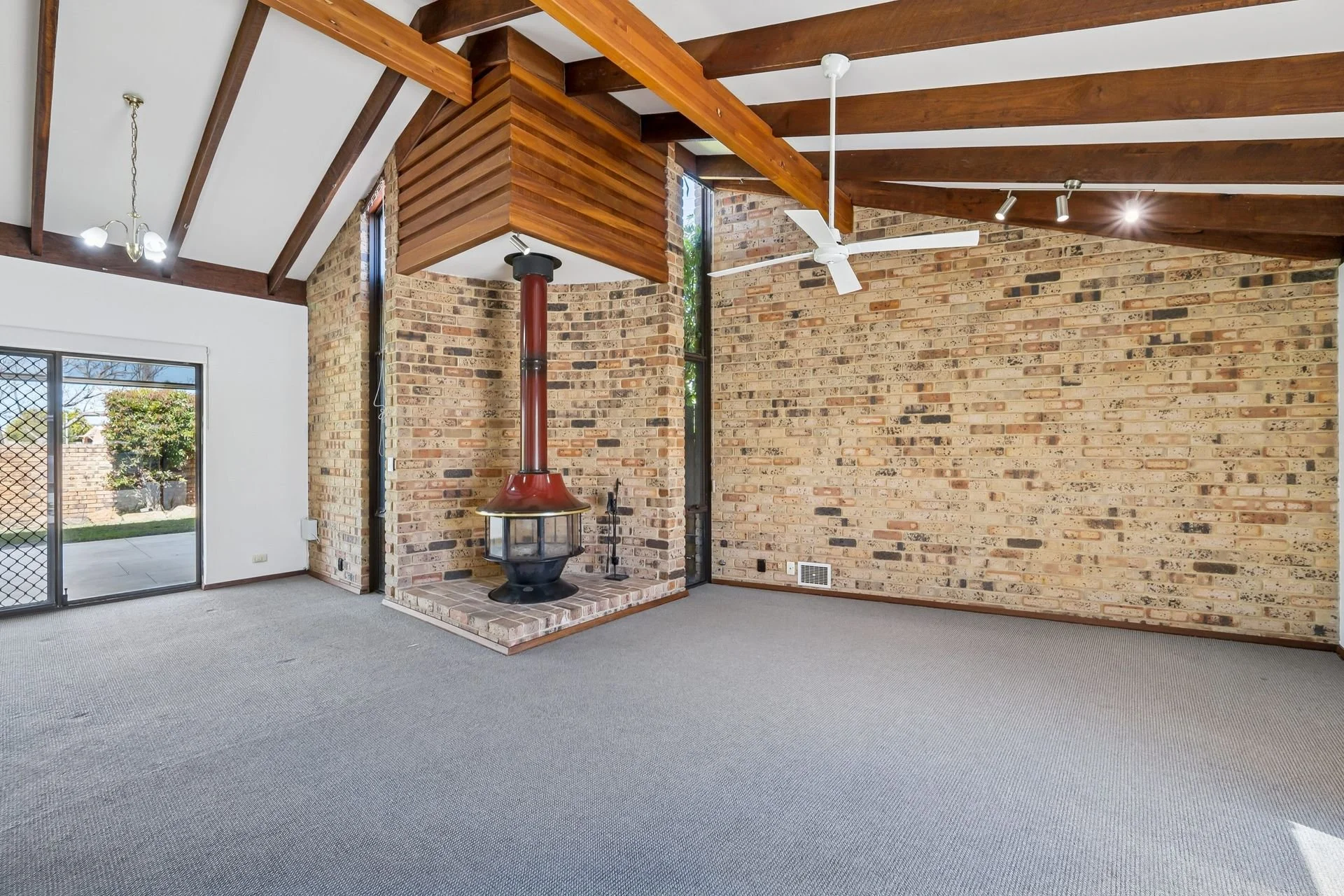 3_1 58 Congdon Way, Booragoon 02.jpg