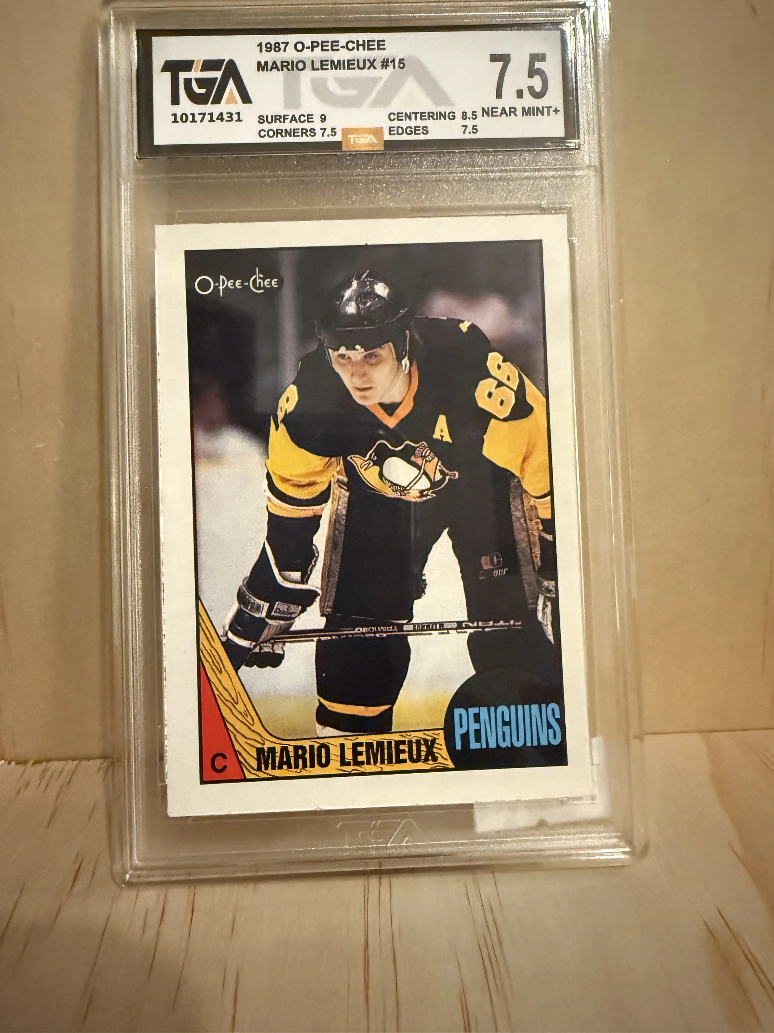 1987 O-PEE-CHEE Mario Lemieux #15 - Grade 7.5
