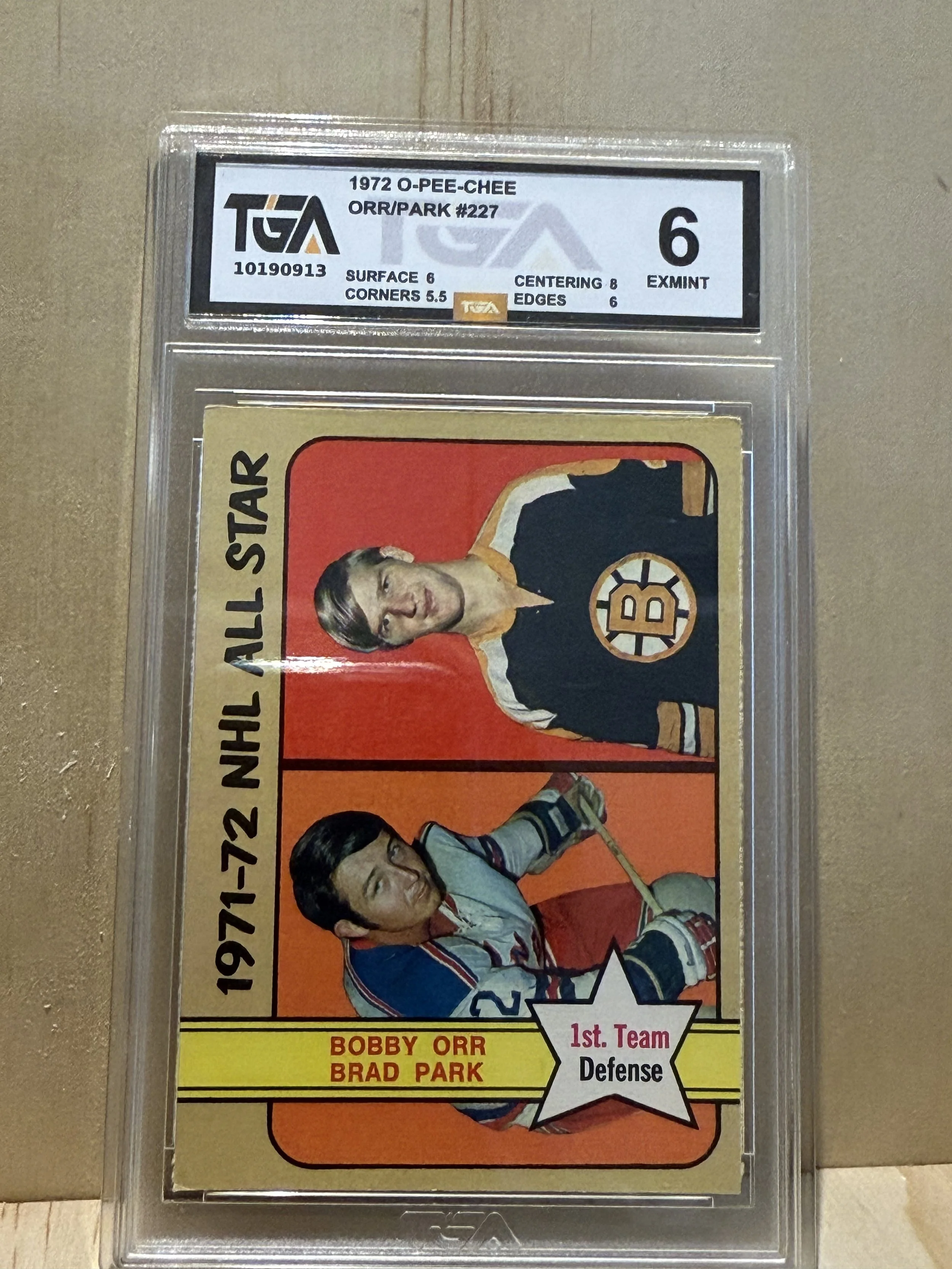 1972 O-PEE-CHEE Orr/Park - Graded 6