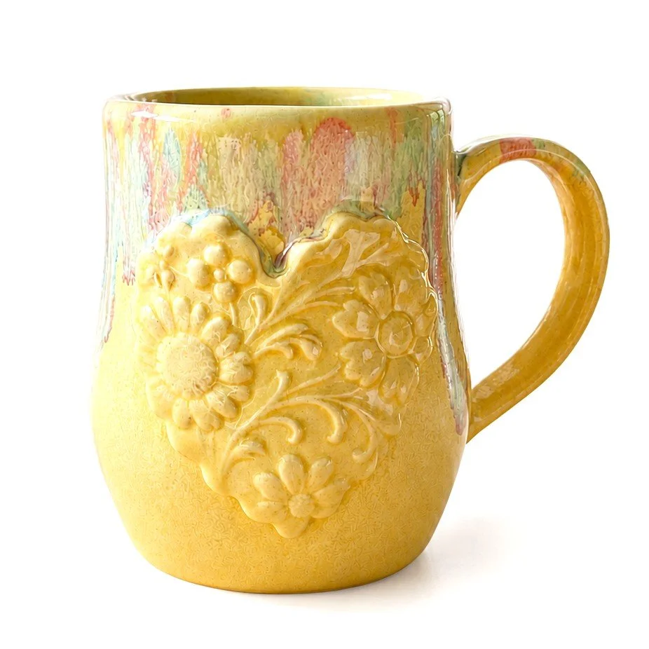 Mug - Yellow embossed heart