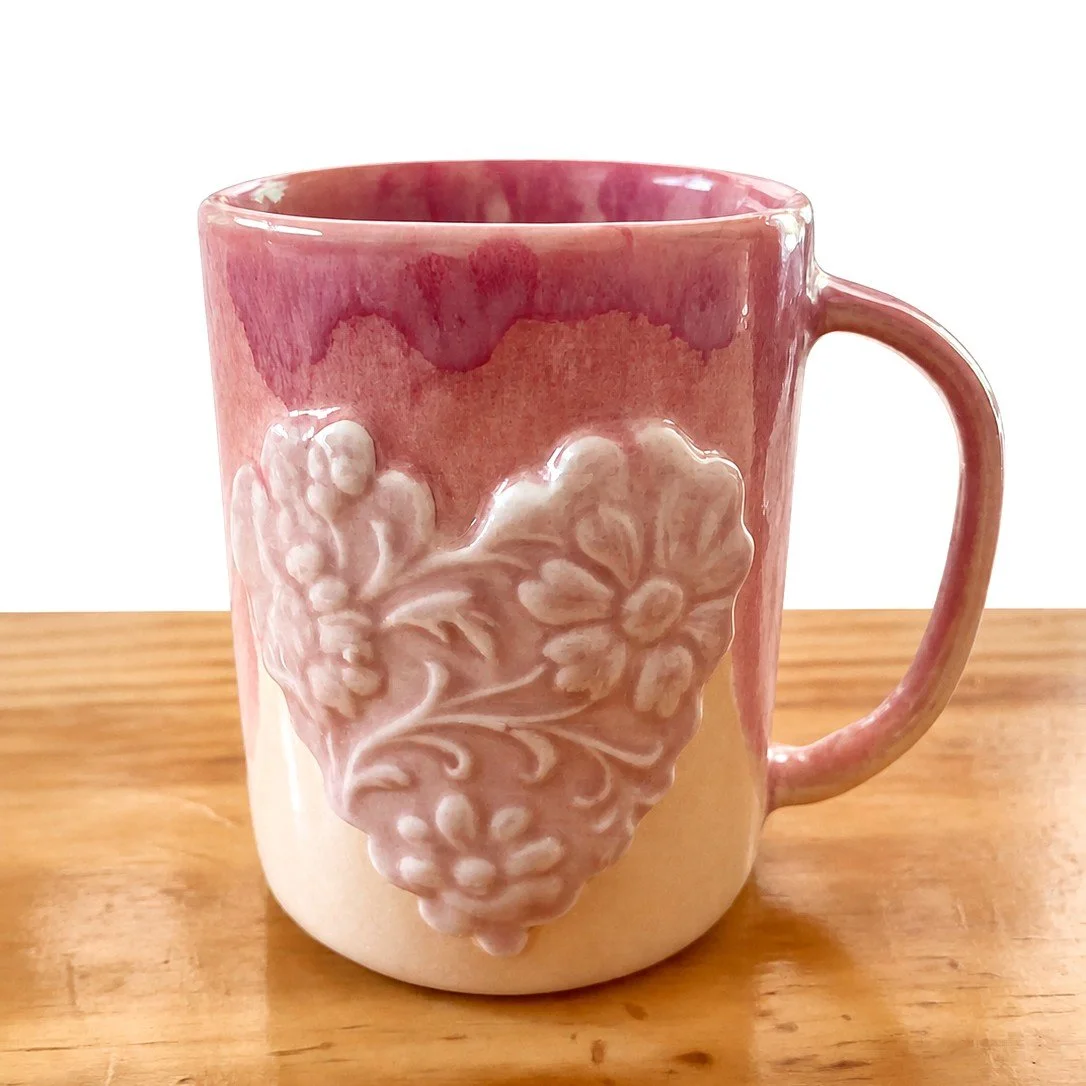 Mug - Pink embossed heart