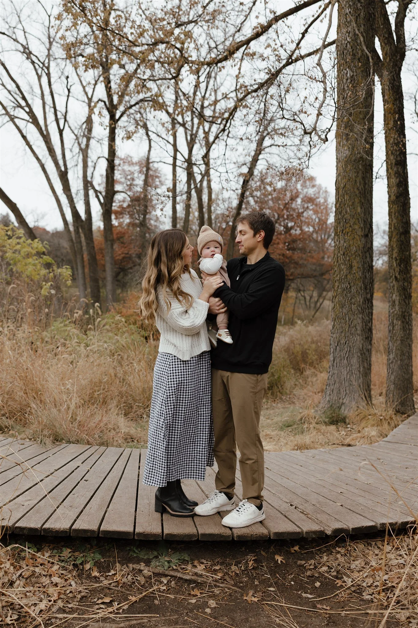 When Is the Perfect Time to Take Family Photos in Minnesota?