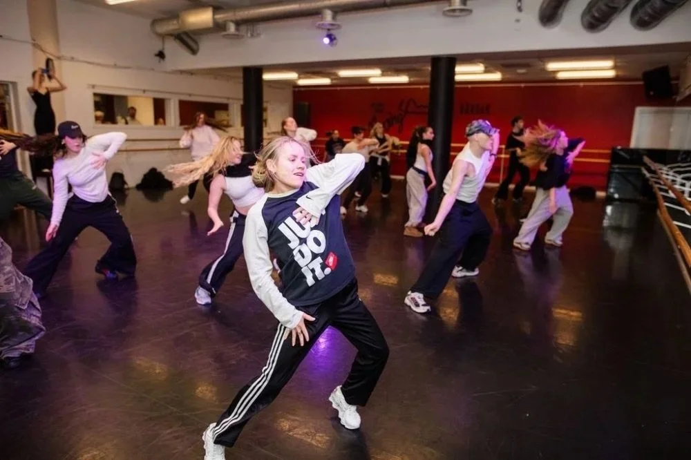 Hip Hop - Commercial (Nivå 3/4)