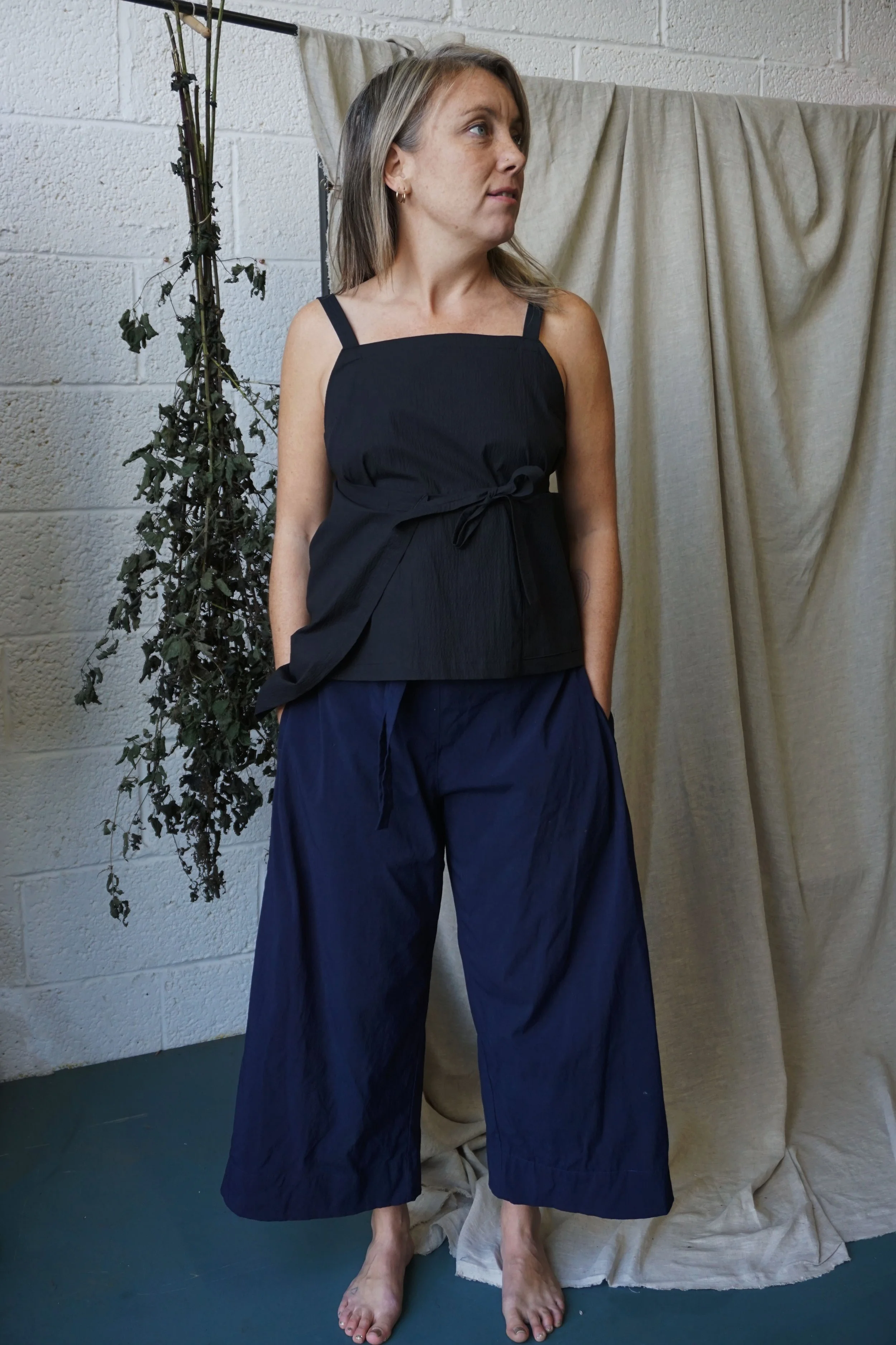overlap black 7.jpg