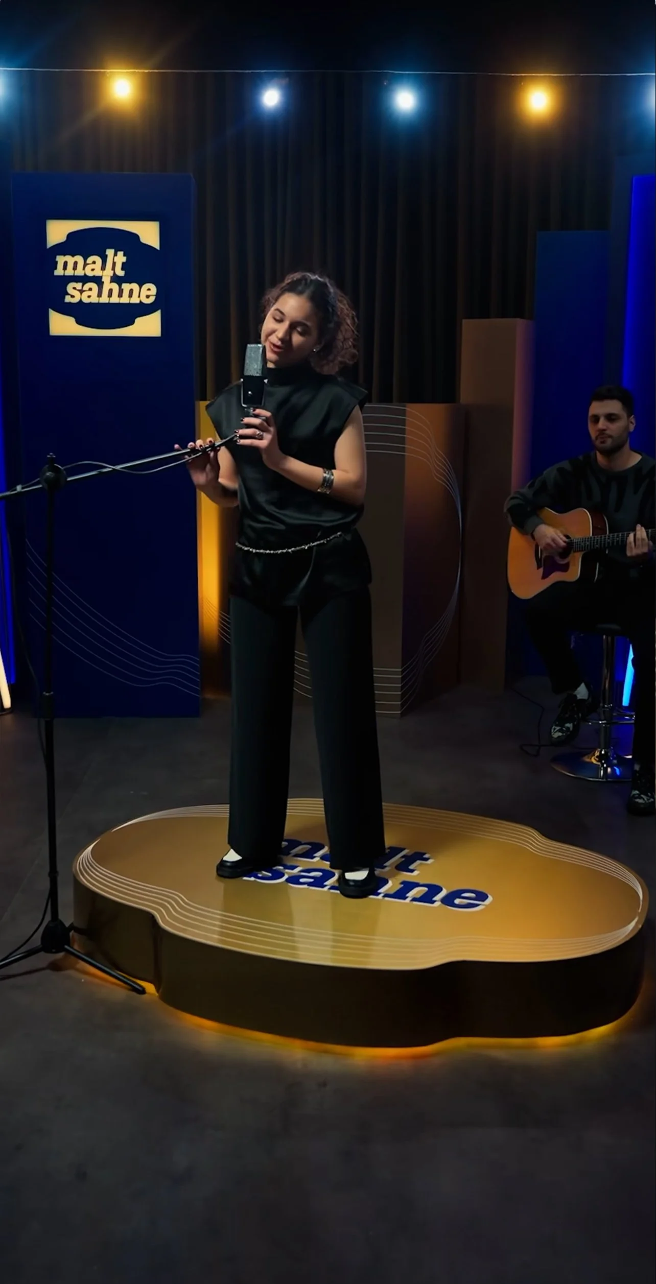 Stüdyodaki canlı performans