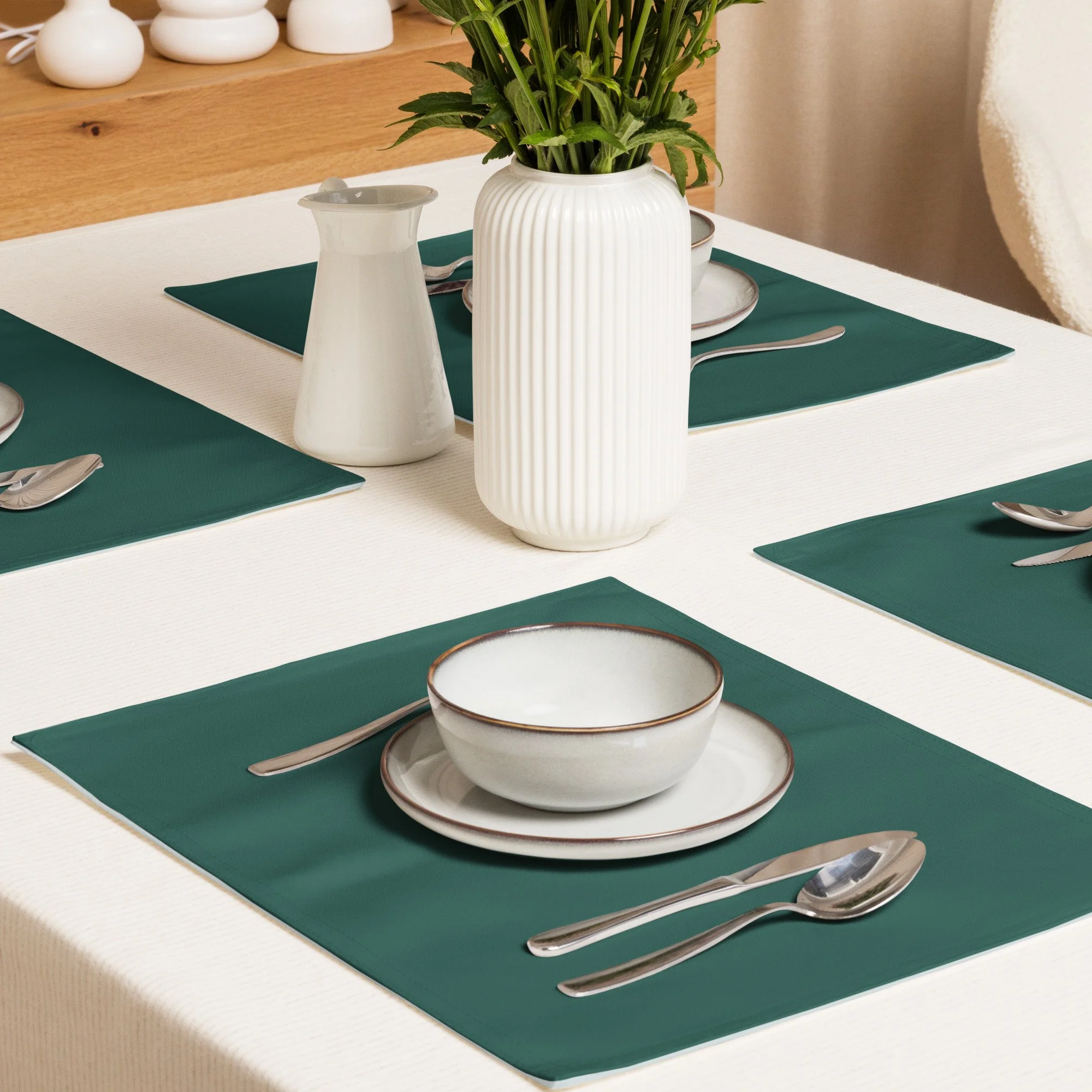Evergreen cloth table placemat set (4)