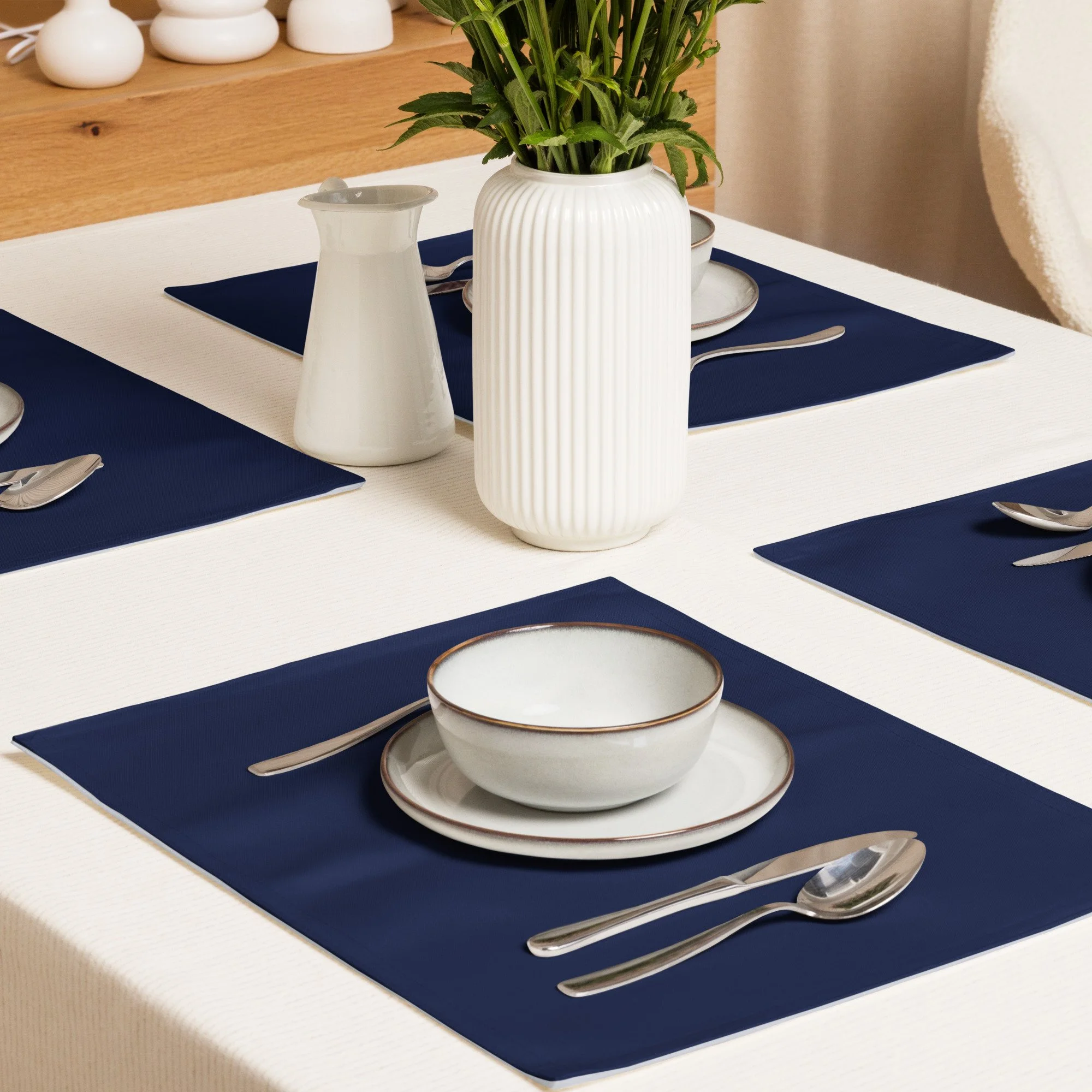 placemat-set-(4)-white-front-6942402aabd33.jpg
