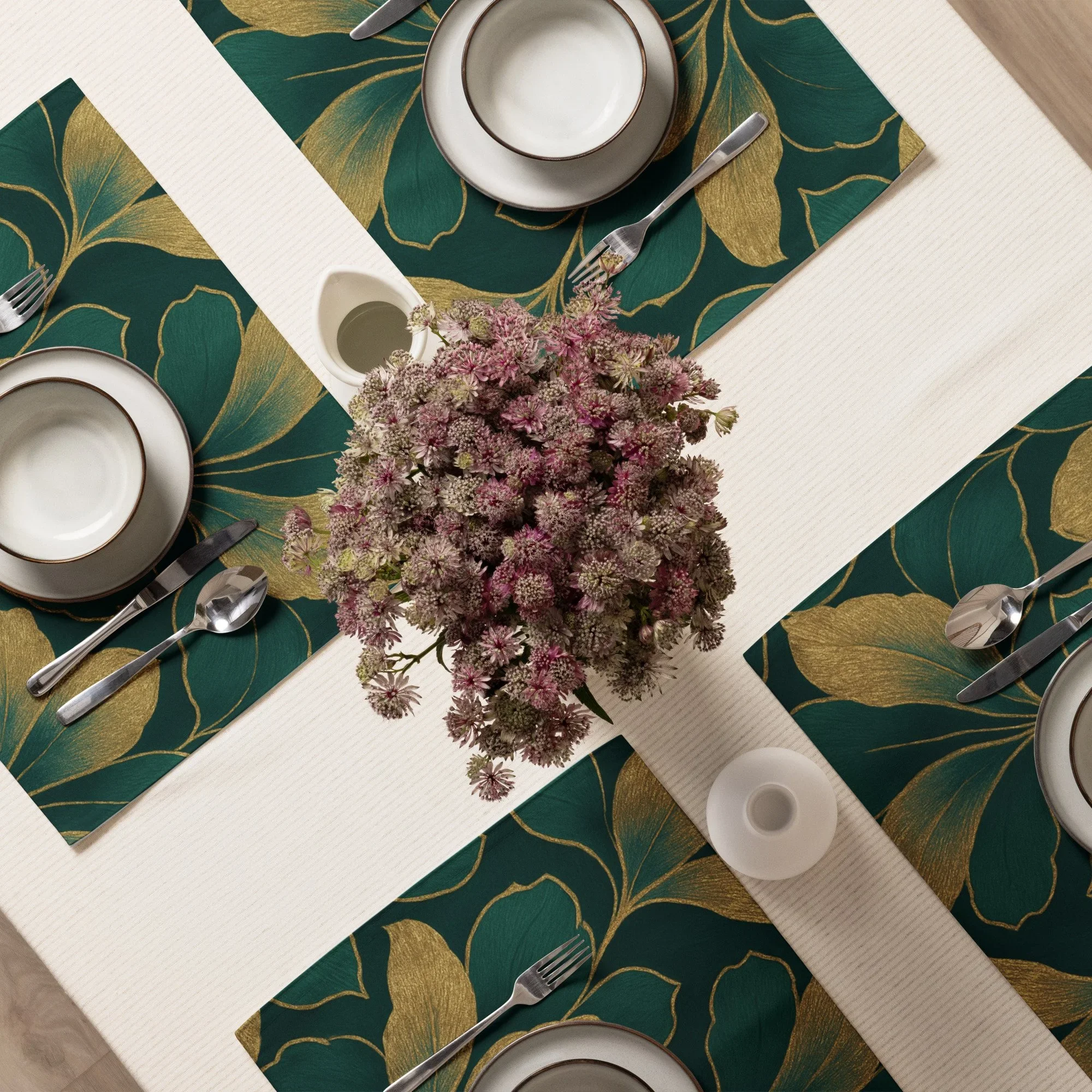 Green leaves with Golden Outline Cloth Table Placemat Set (4)