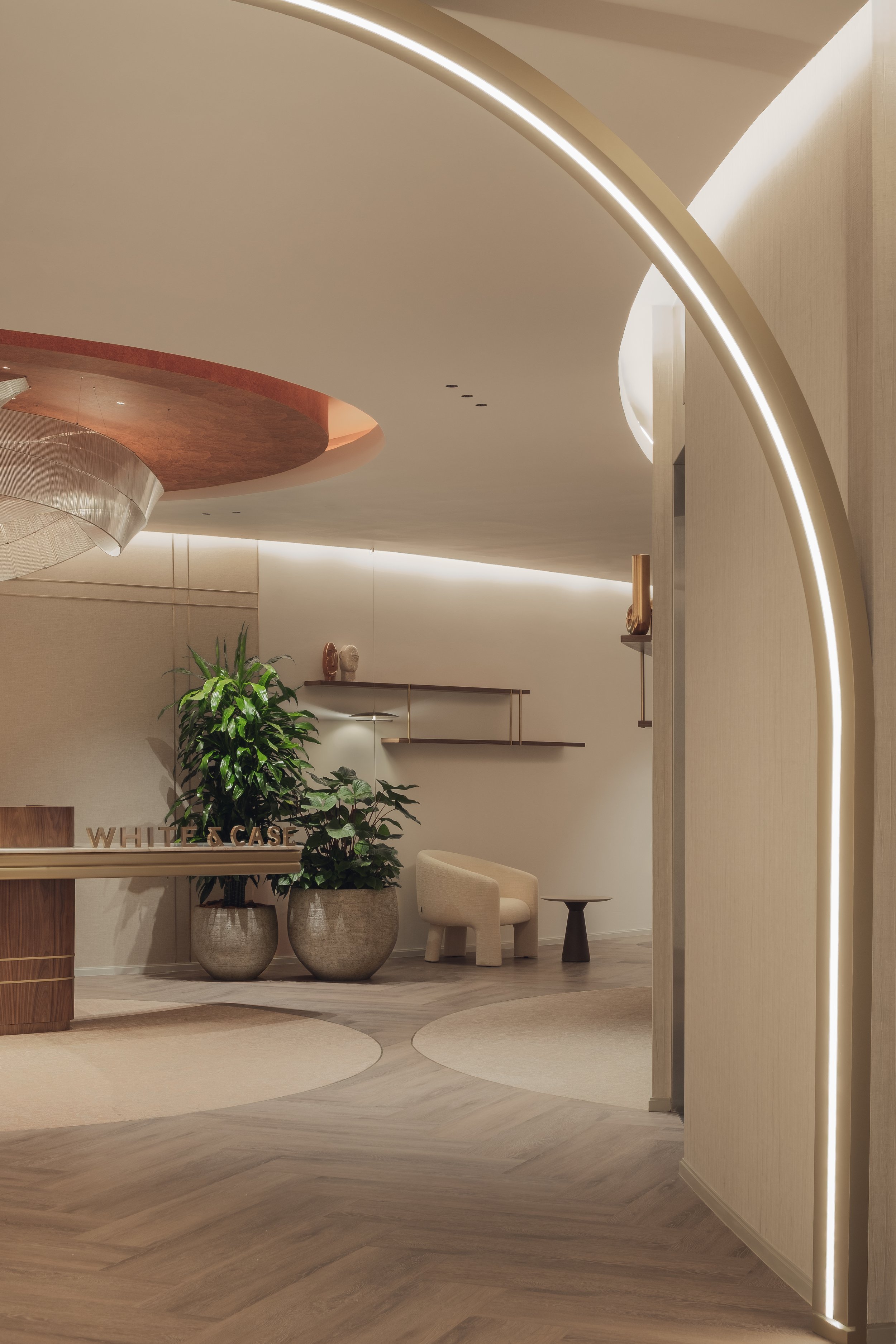 white-case-doha-office-reception-interior-architecture-photography