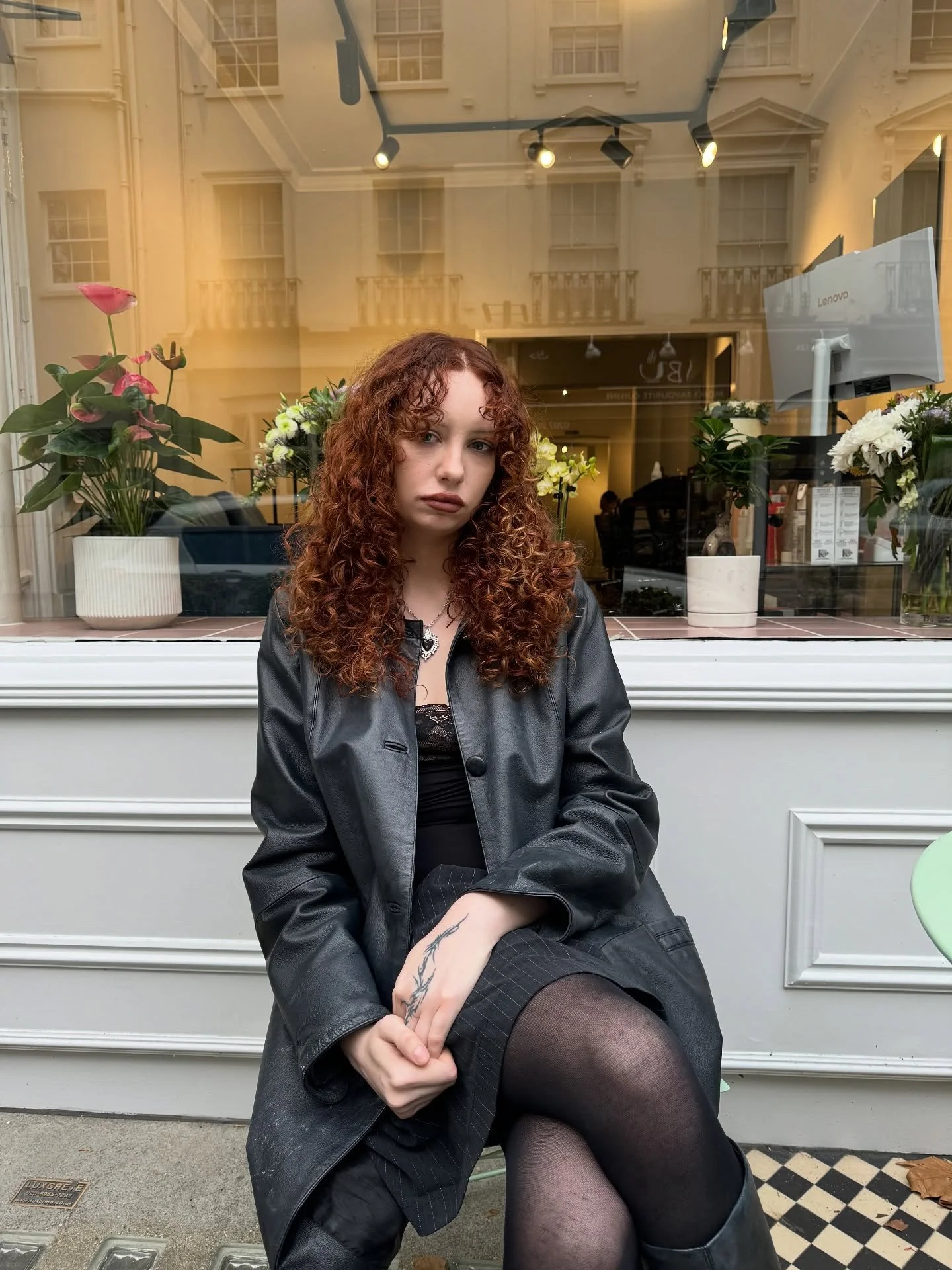 Copper crush for autumn π 
A blend of dreamy golden and cinnamon tones.
Glossy, warm and full of life thanks to @lorealpro Dia color π¨ 
#connaughtvillage #londonhair #copper