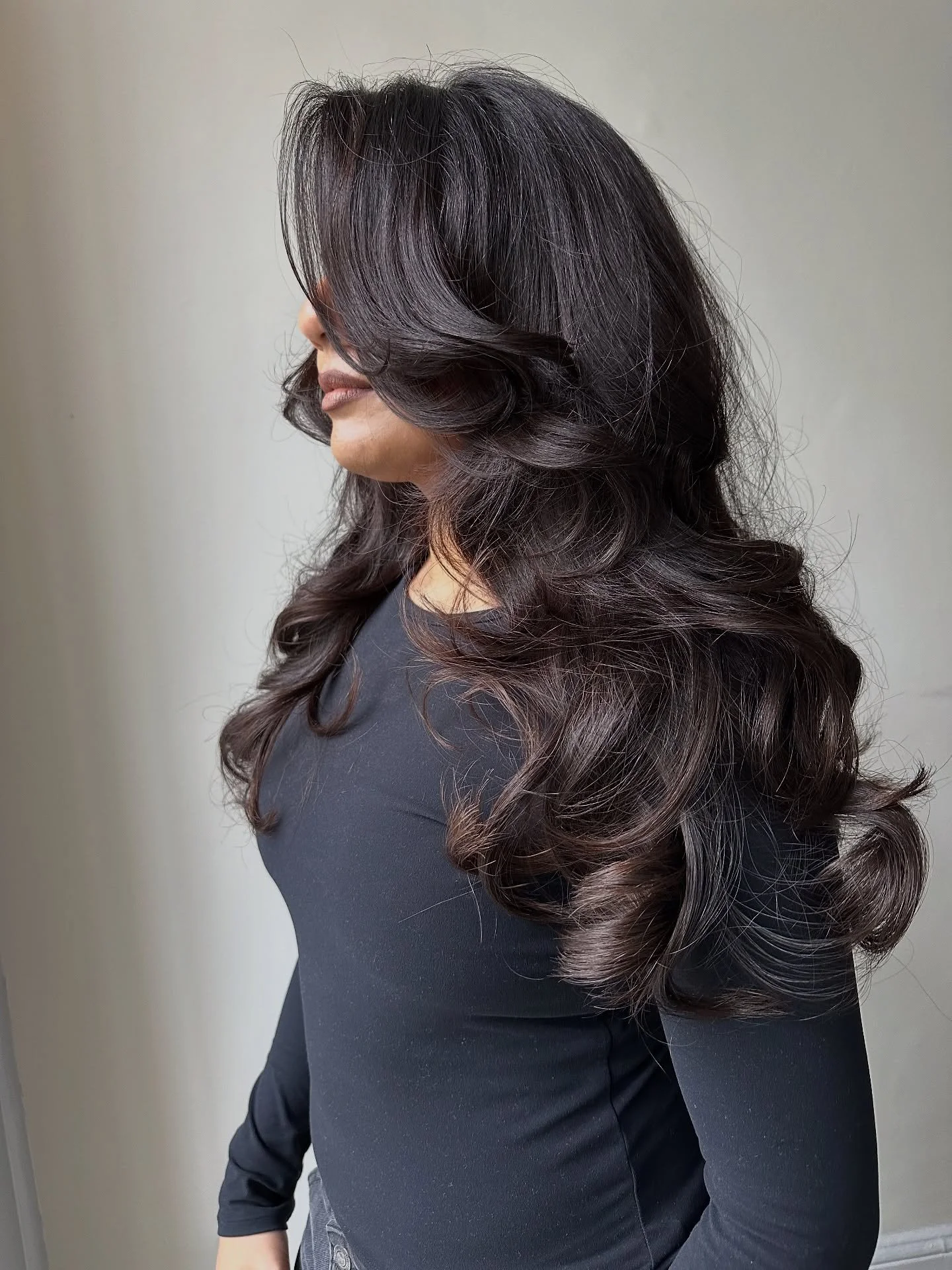 Fresh cut and the kind of blowdry that deserves its own night out. 🍸

Haircut by David for @jxhnvi

#hair #londonsalon #blowdry #fyp