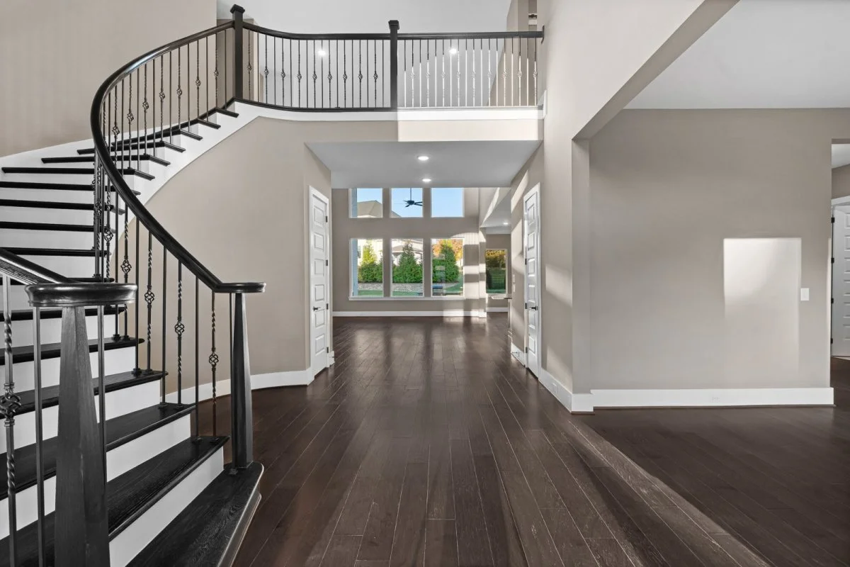 6035 Lookaway Circle-8.jpg