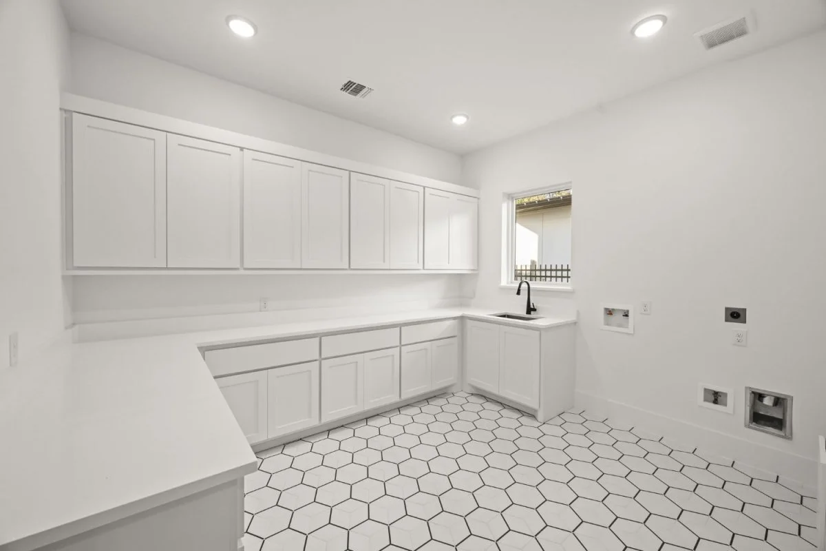 26 Squire Creek Way The Woodlands TX 77389 17.jpg