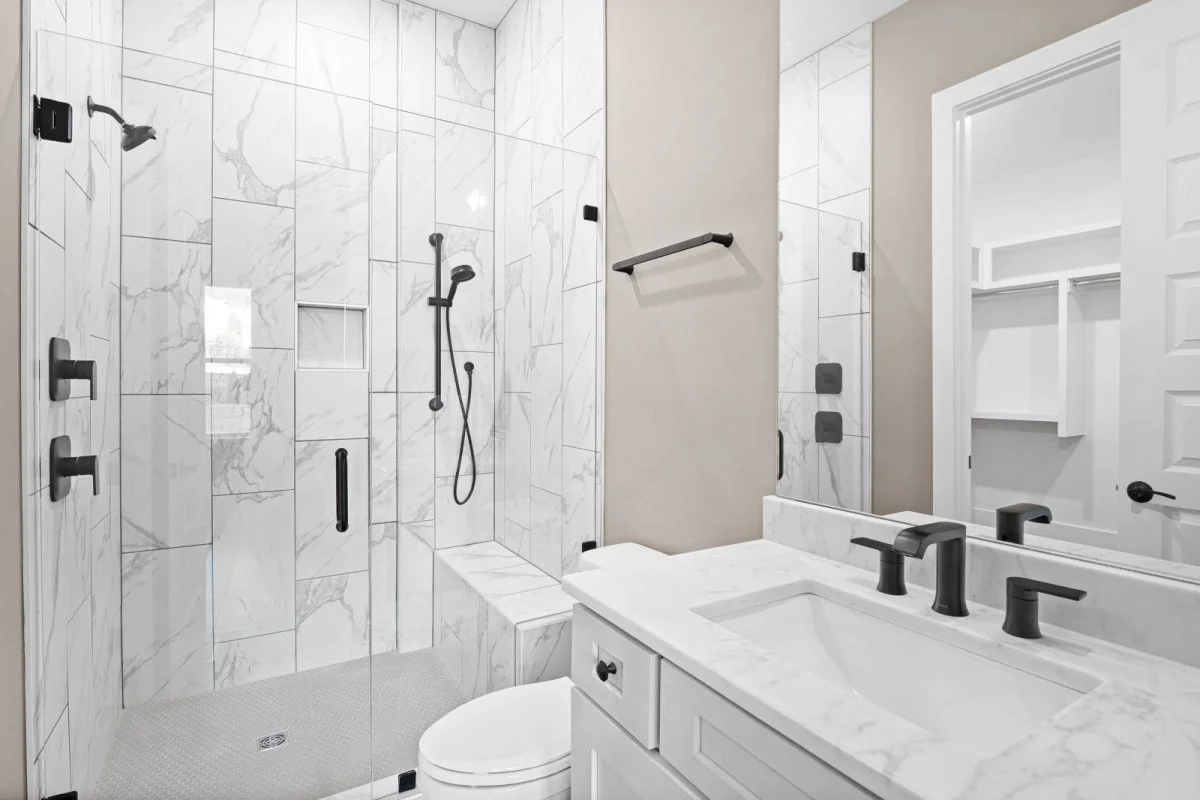 6035 Lookaway Circle-25.jpg