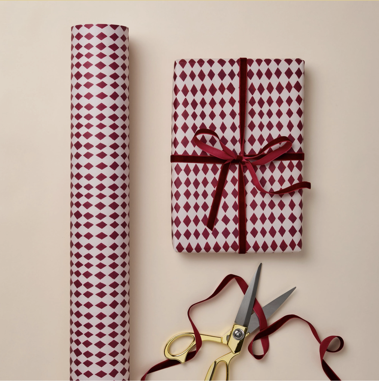 Diamond Red Harlequin Luxury Holiday Christmas Gift Wrap