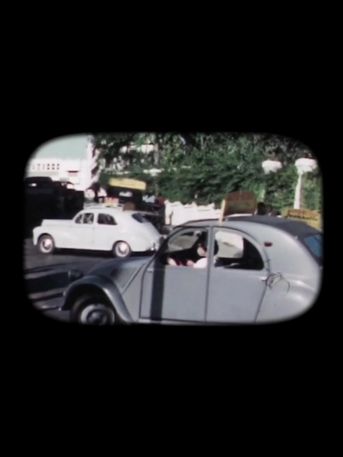 &ldquo;Conversation with my Mother&rdquo; &mdash; a film that works with family archives as raw material. Images that carry memory when words no longer can.

#FamilyArchives #ArchiveArt #ExperimentalFilm #Memory