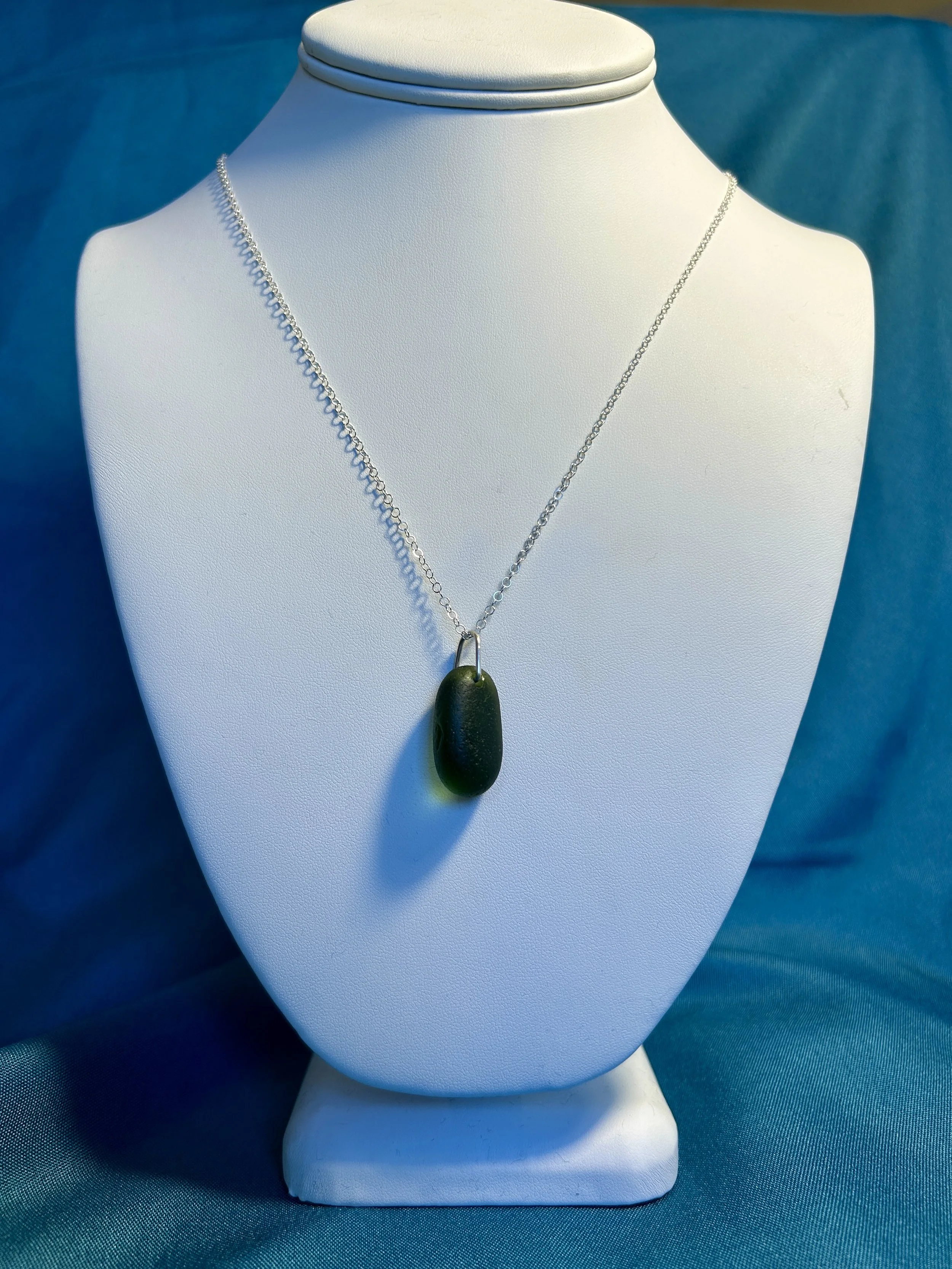 Green sea glass pendant 3