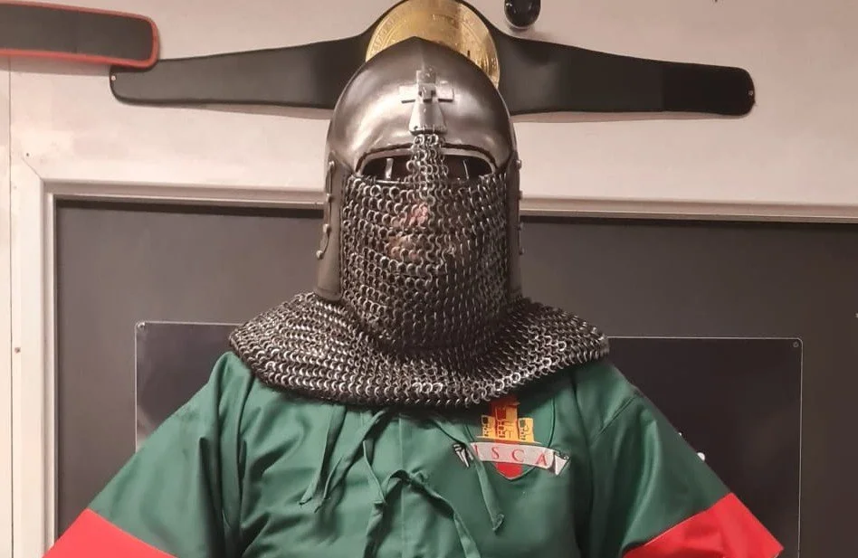 Helmet - English Cross2.jpg