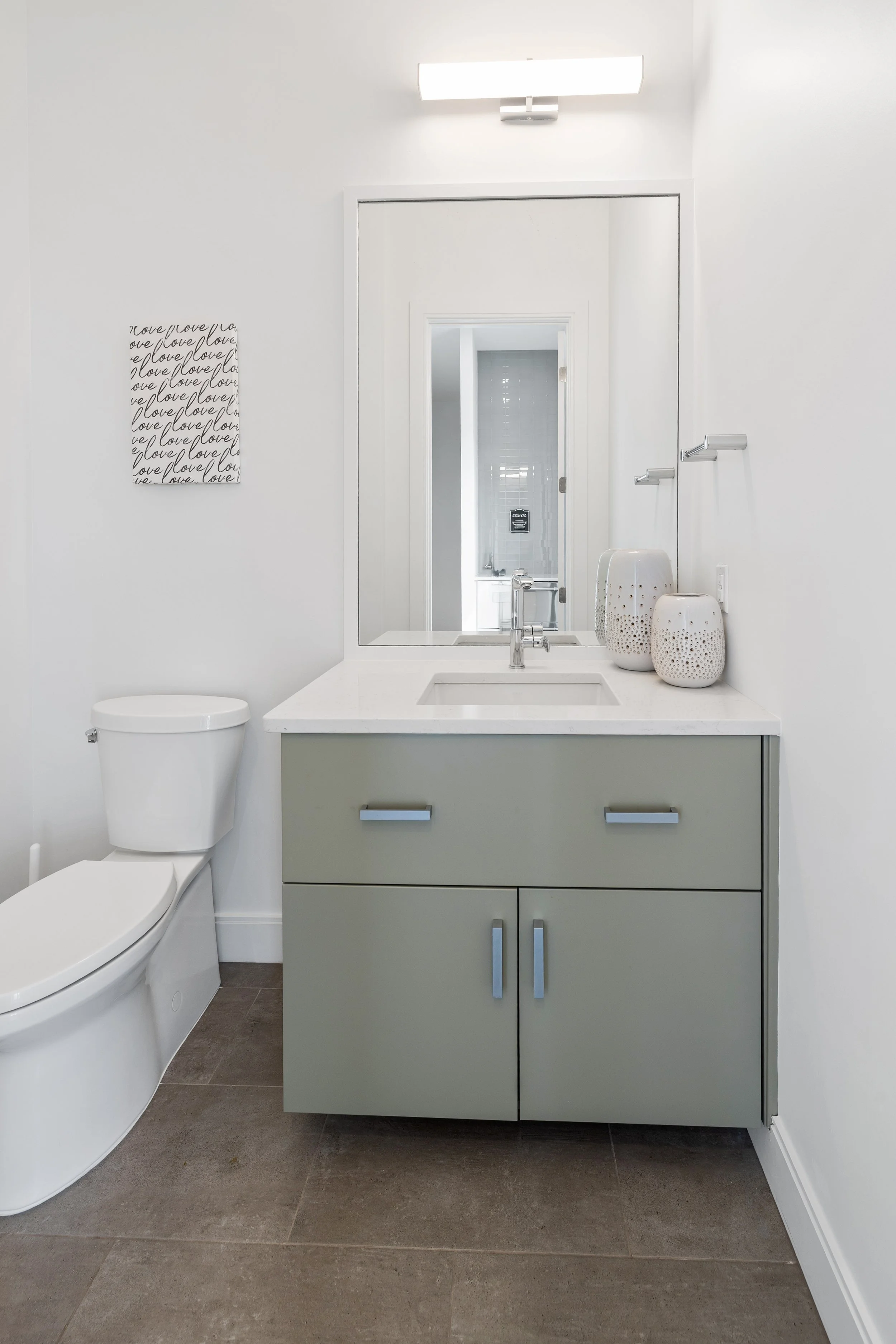 Fourth floor half bath