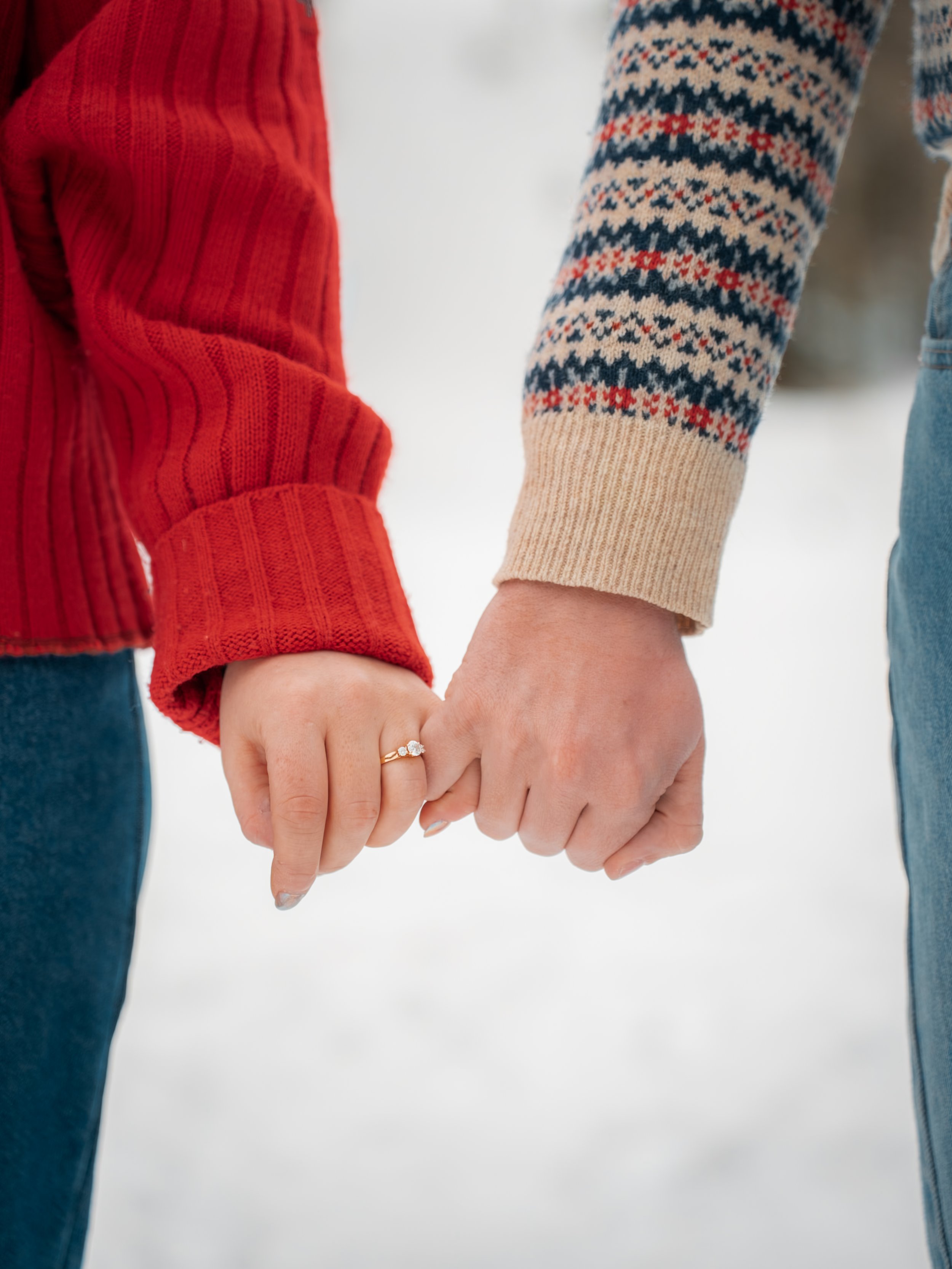 My First Engagement Session: A Warm and Meaningful Experience