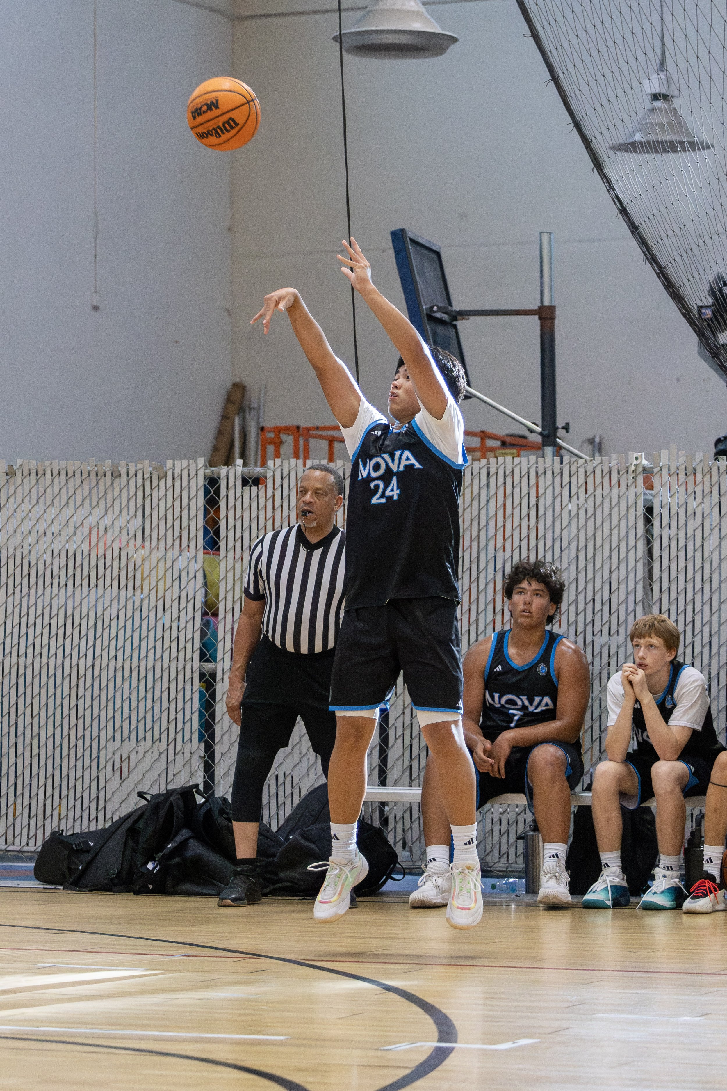 Nova Hoops high school basketball player shooting