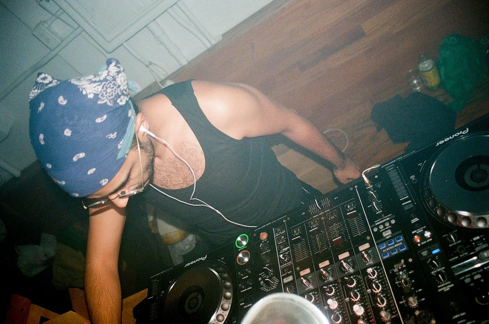 heavy hearts anni-57.jpg